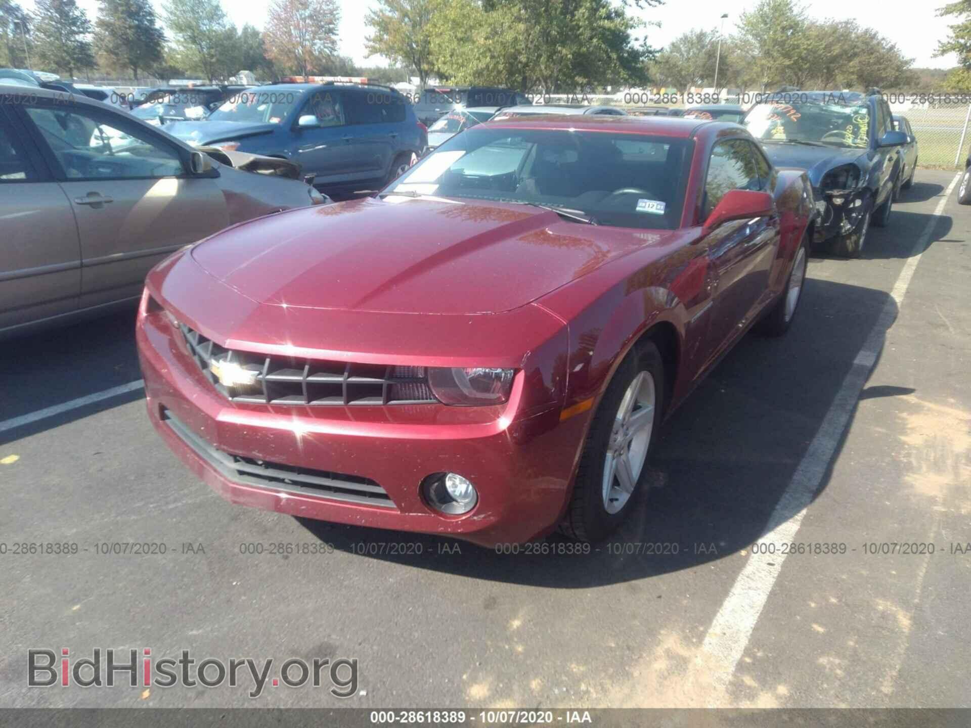 2011 CHEVROLET CAMARO - VIN: 2G1FB1ED1B9140940 - Фото 2