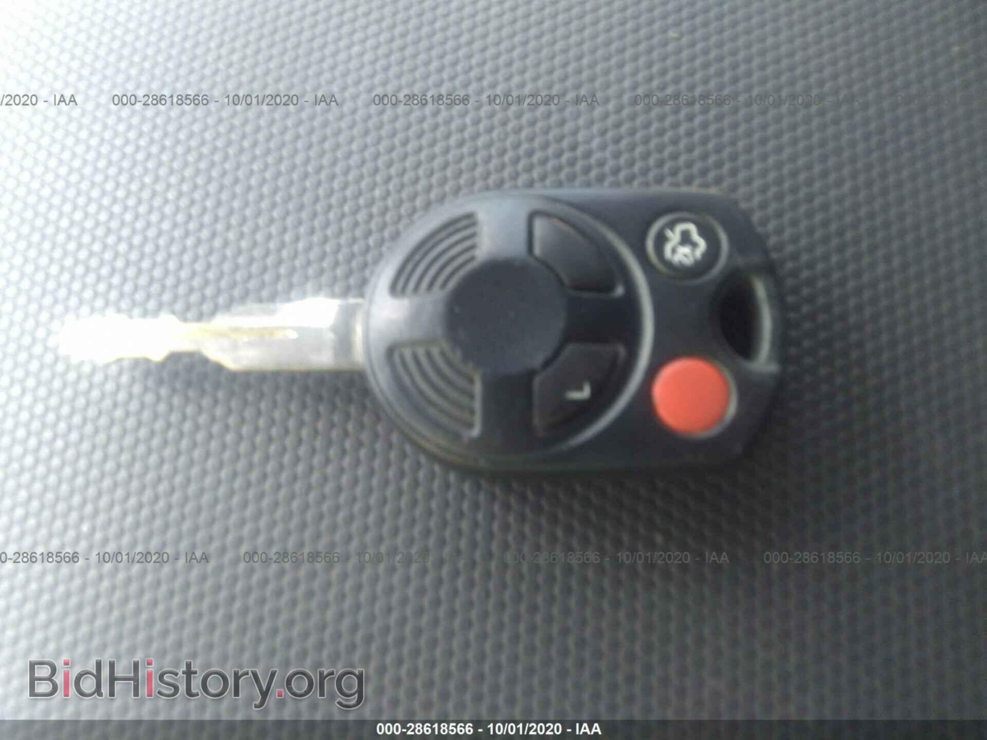 2008 FORD ESCAPE - VIN: 1FMCU04128KB49588 - Фото 11