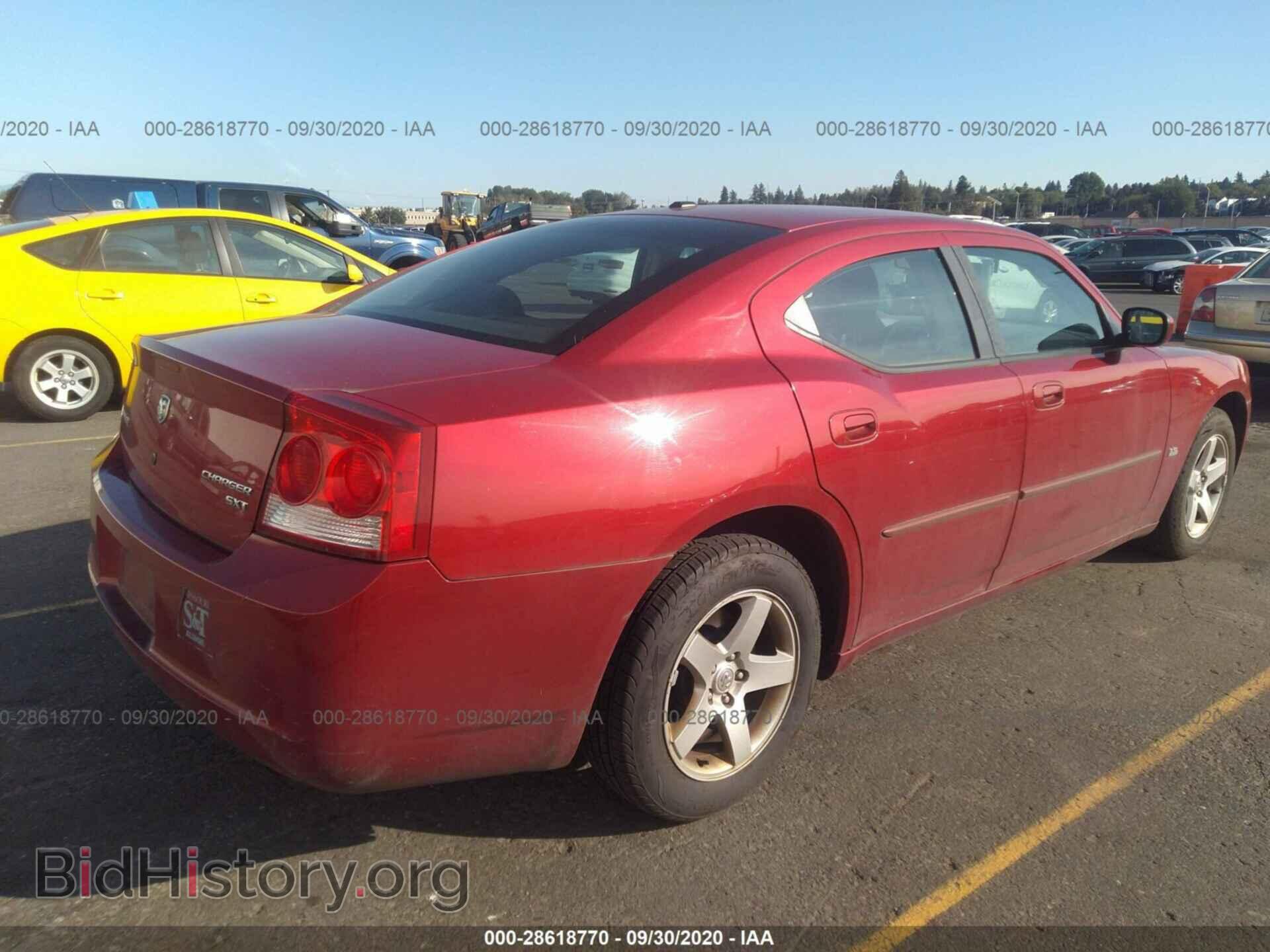 2010 DODGE CHARGER - VIN: 2B3CA3CV8AH294409 - Фото 4