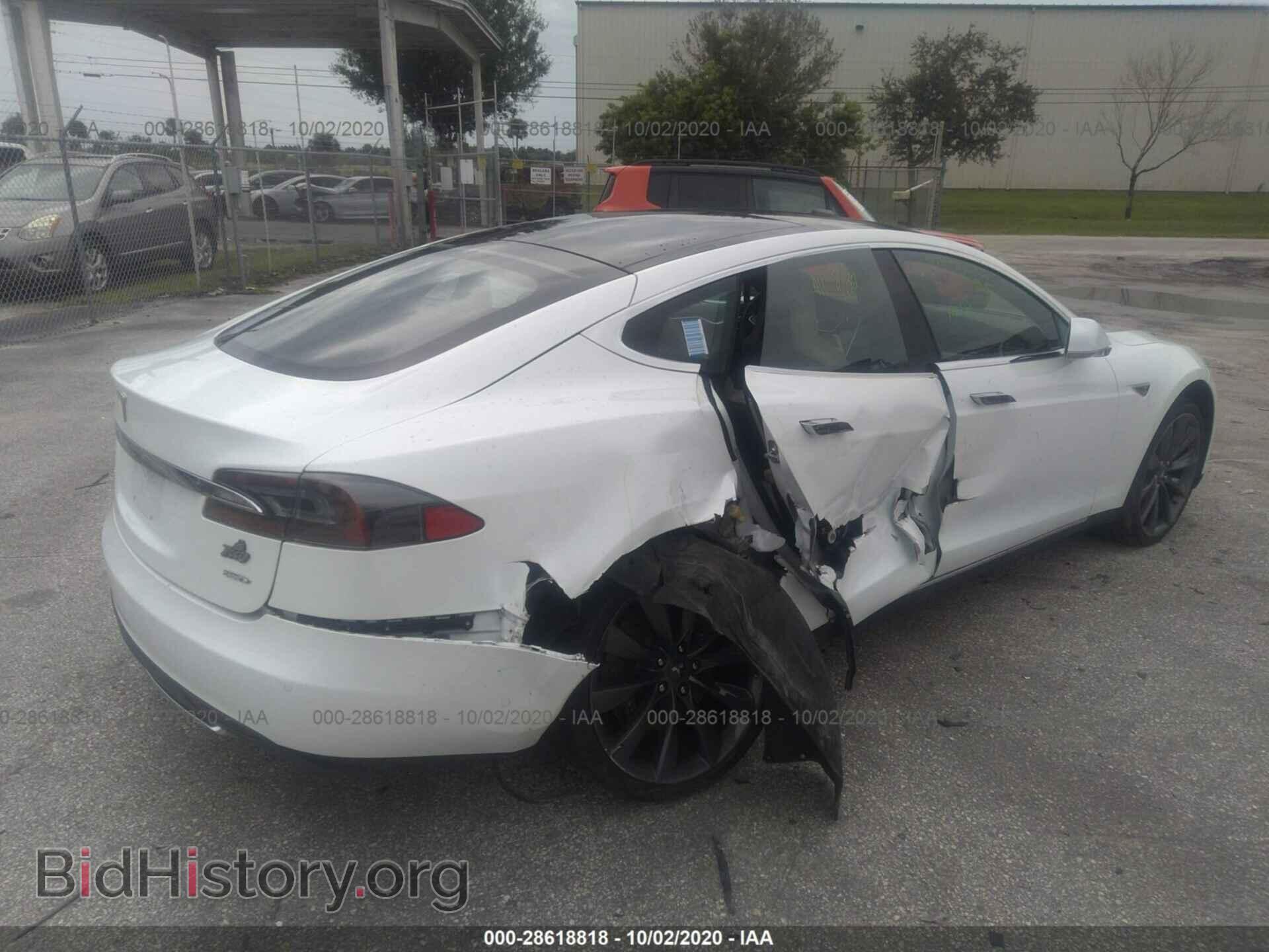 2015 TESLA MODEL S - VIN: 5YJSA1H29FF092771 - Photo 4