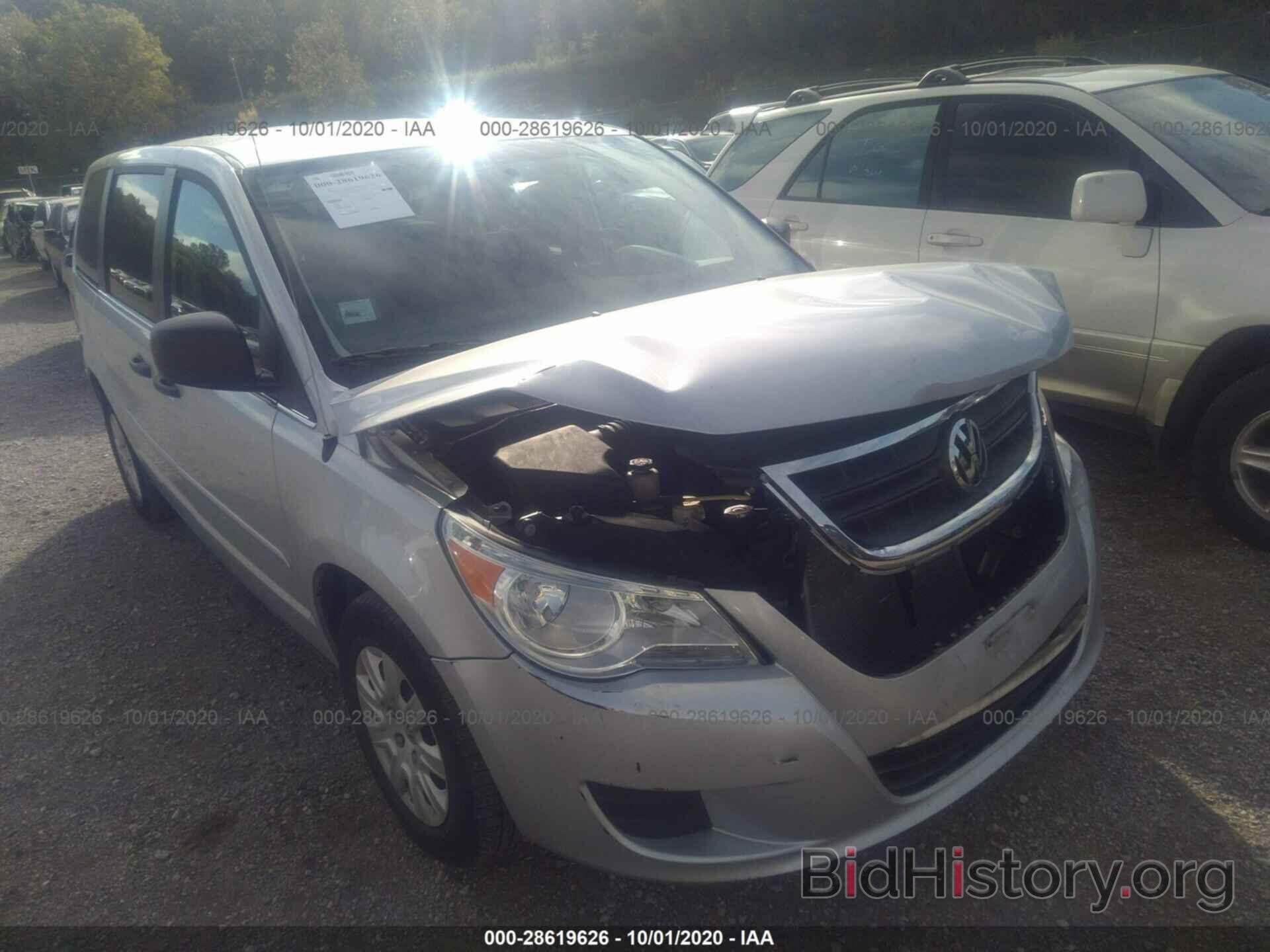 Photo 2C4RVAAG8CR250705 - VOLKSWAGEN ROUTAN 2012