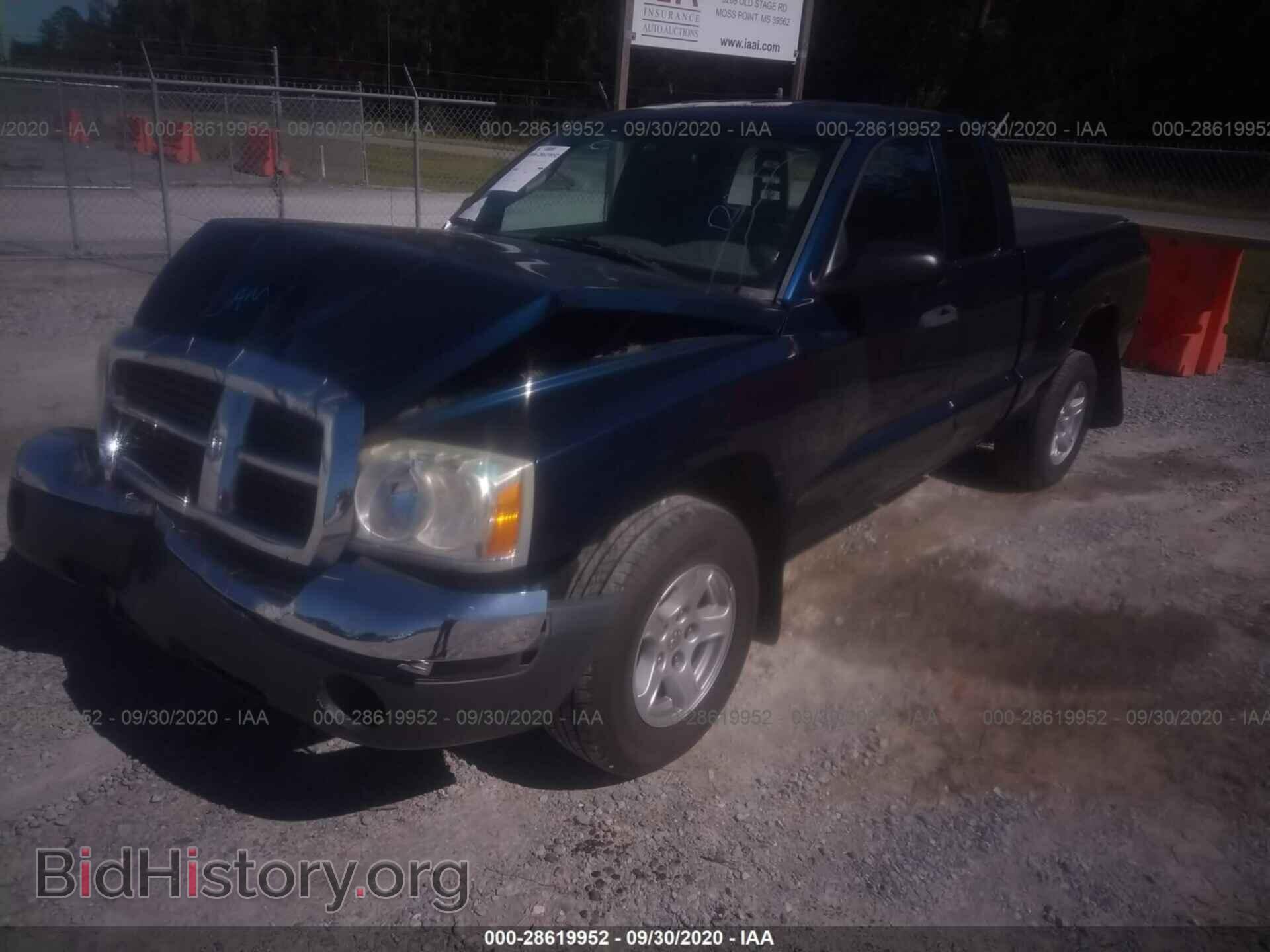 2005 DODGE DAKOTA - VIN: 1D7HE42K45S147563 - Фото 2
