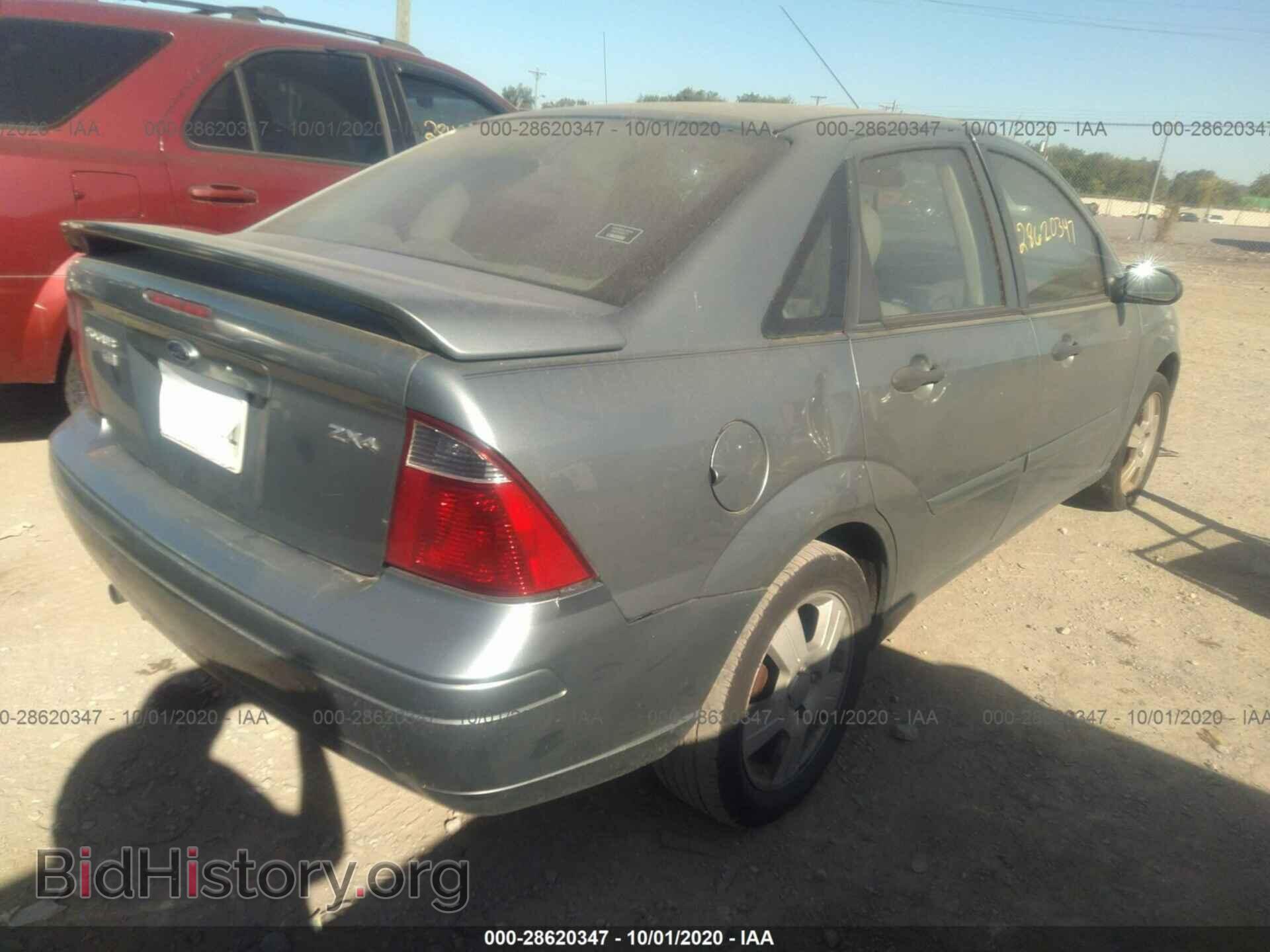 2006 FORD FOCUS - VIN: 1FAHP34N06W211085 - Фото 4