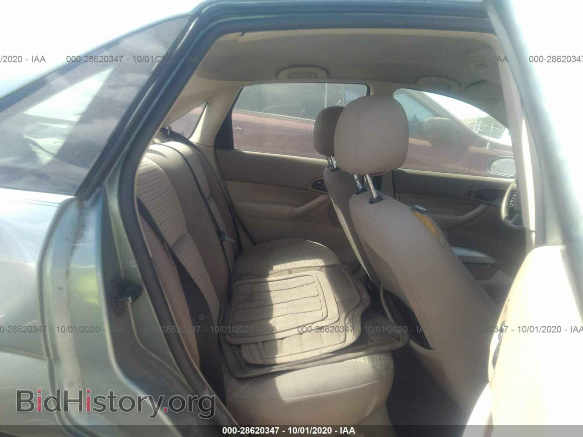 2006 FORD FOCUS - VIN: 1FAHP34N06W211085 - Фото 8