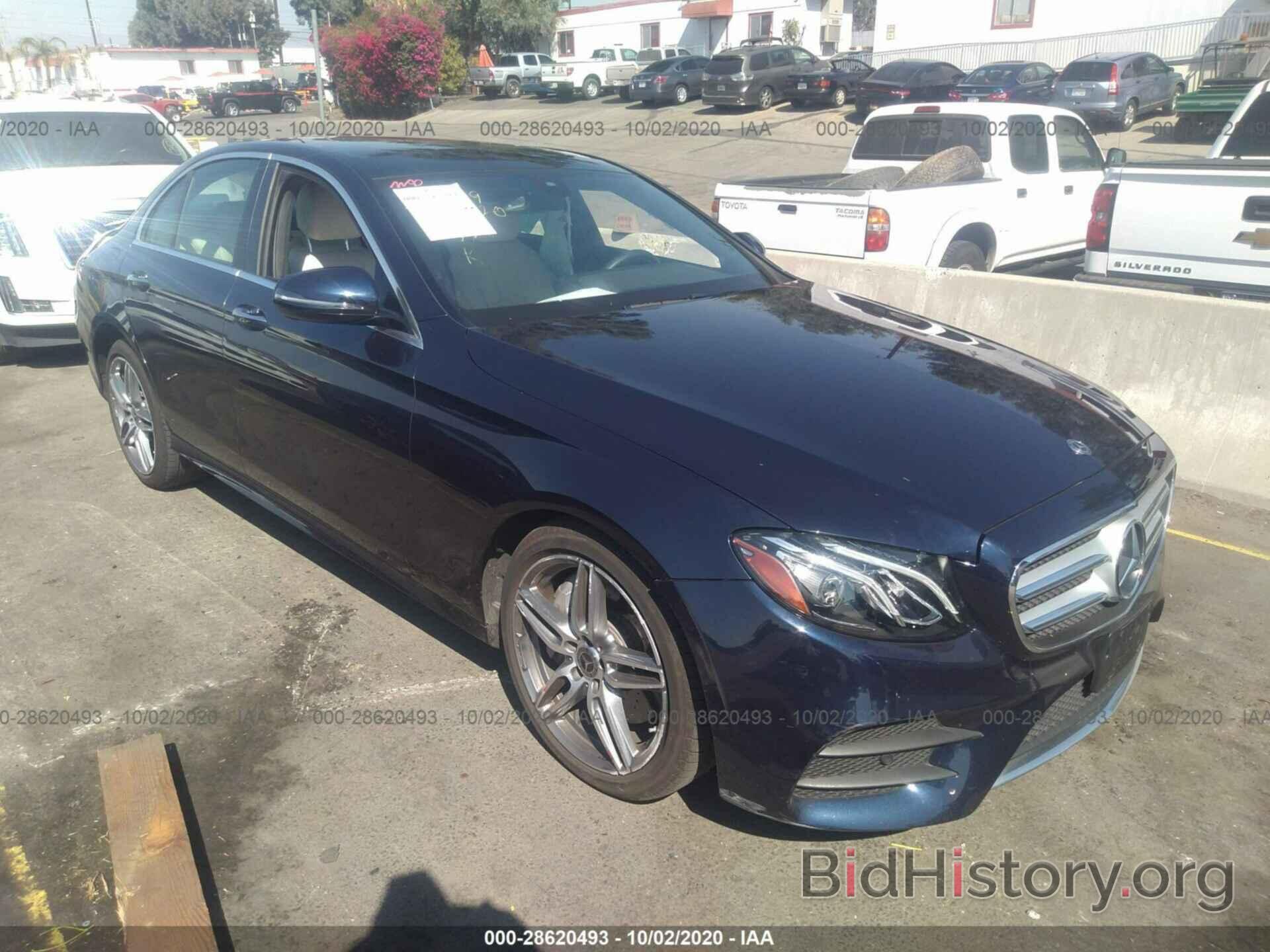 Photo WDDZF4JB5KA677738 - MERCEDES-BENZ E-CLASS 2019