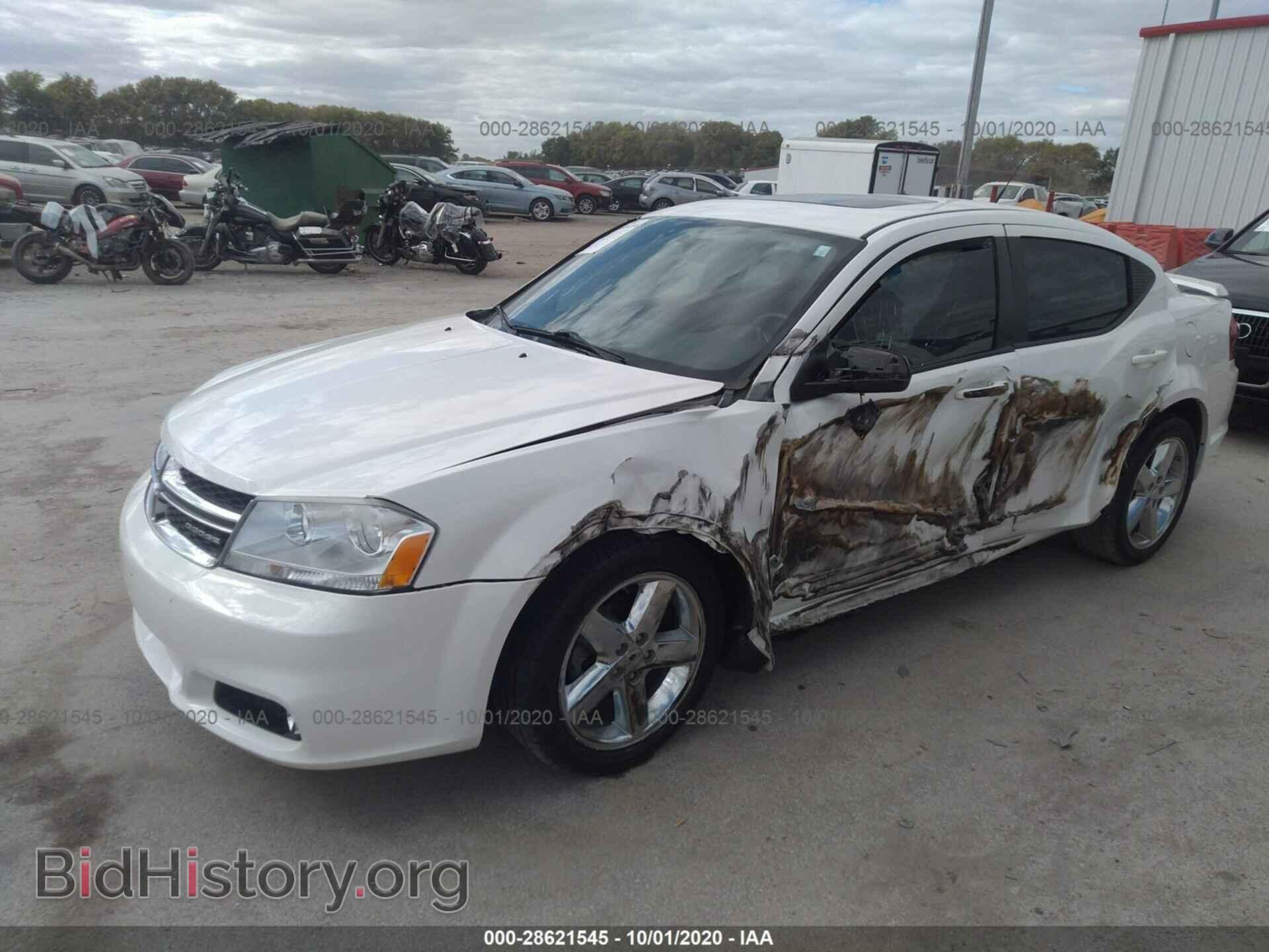 2011 DODGE AVENGER - VIN: 1B3BD2FG0BN510479 - Фото 2