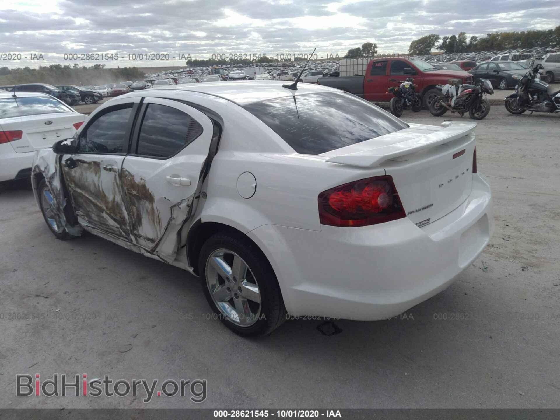 2011 DODGE AVENGER - VIN: 1B3BD2FG0BN510479 - Фото 3