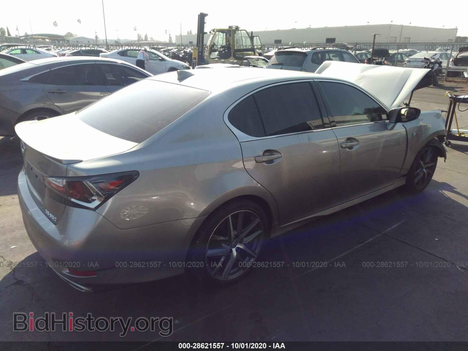 2018 LEXUS GS - VIN: JTHBZ1BL4JA016367 - Photo 4