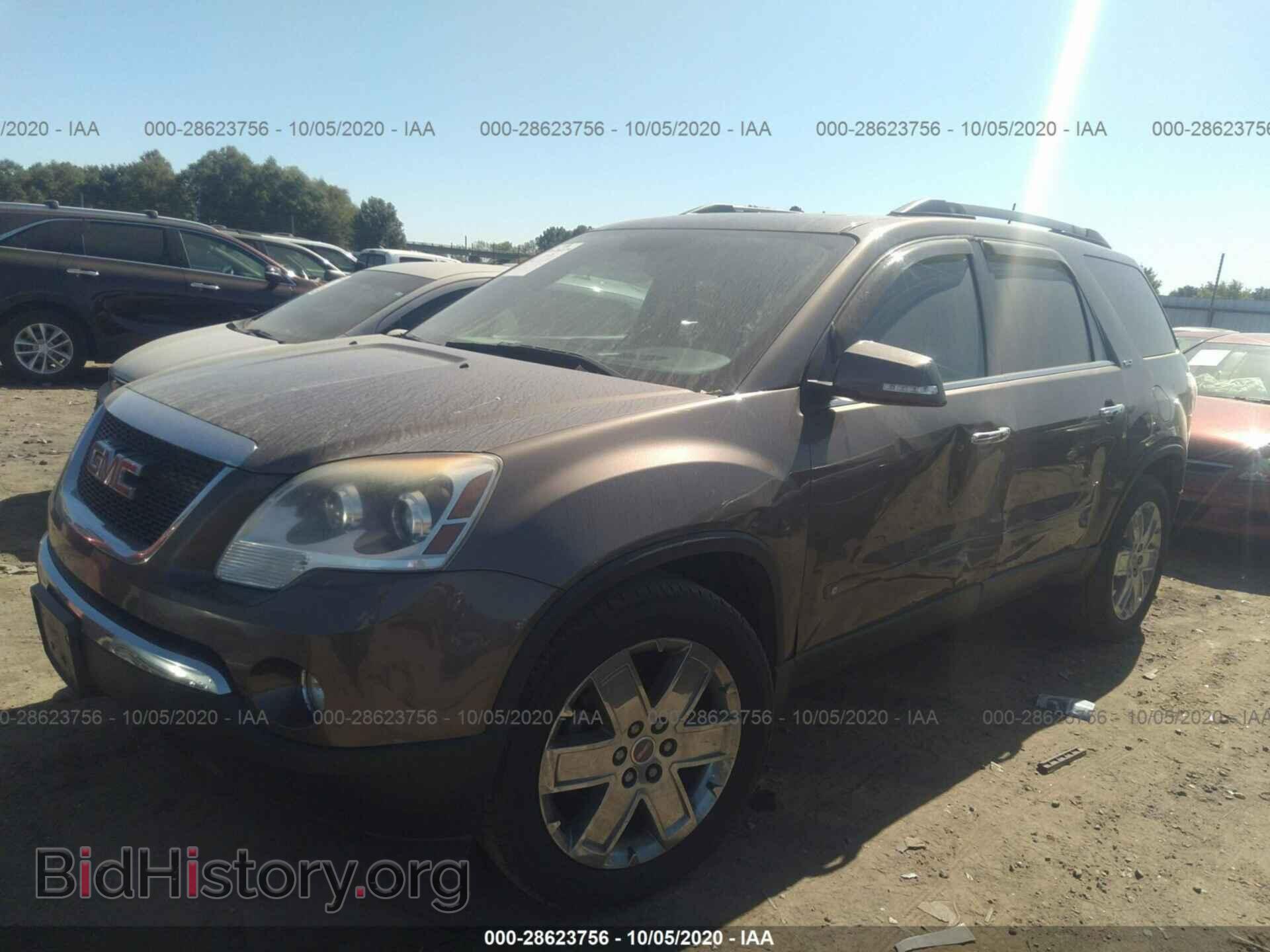 2010 GMC ACADIA - VIN: 1GKLRNED1AJ120627 - Фото 2