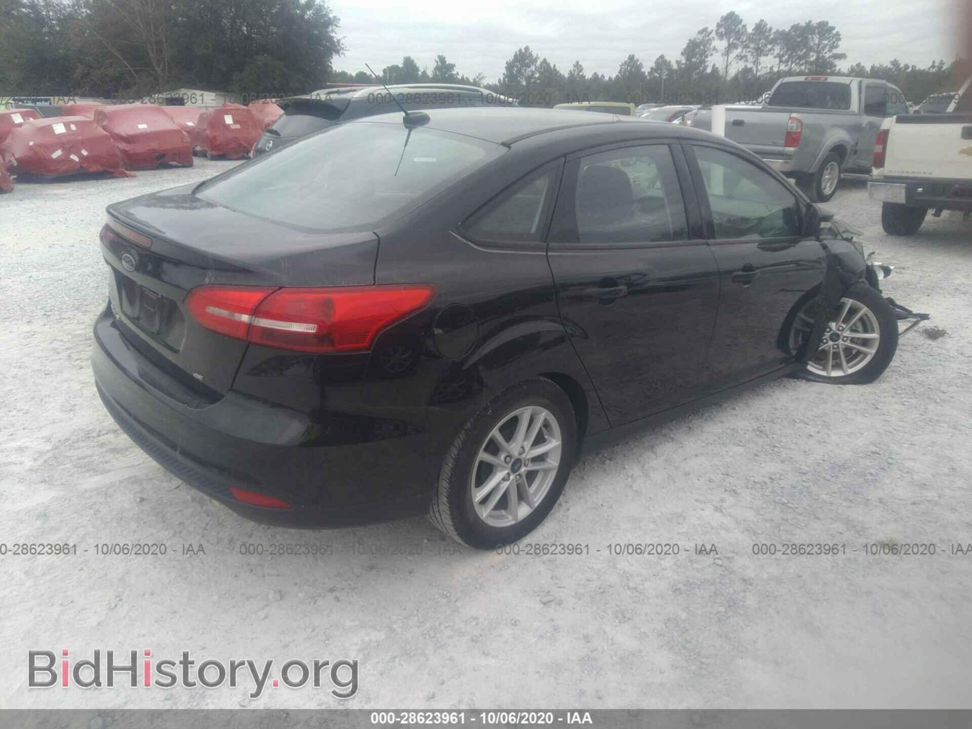 2017 FORD FOCUS - VIN: 1FADP3F2XHL327514 - Фото 4