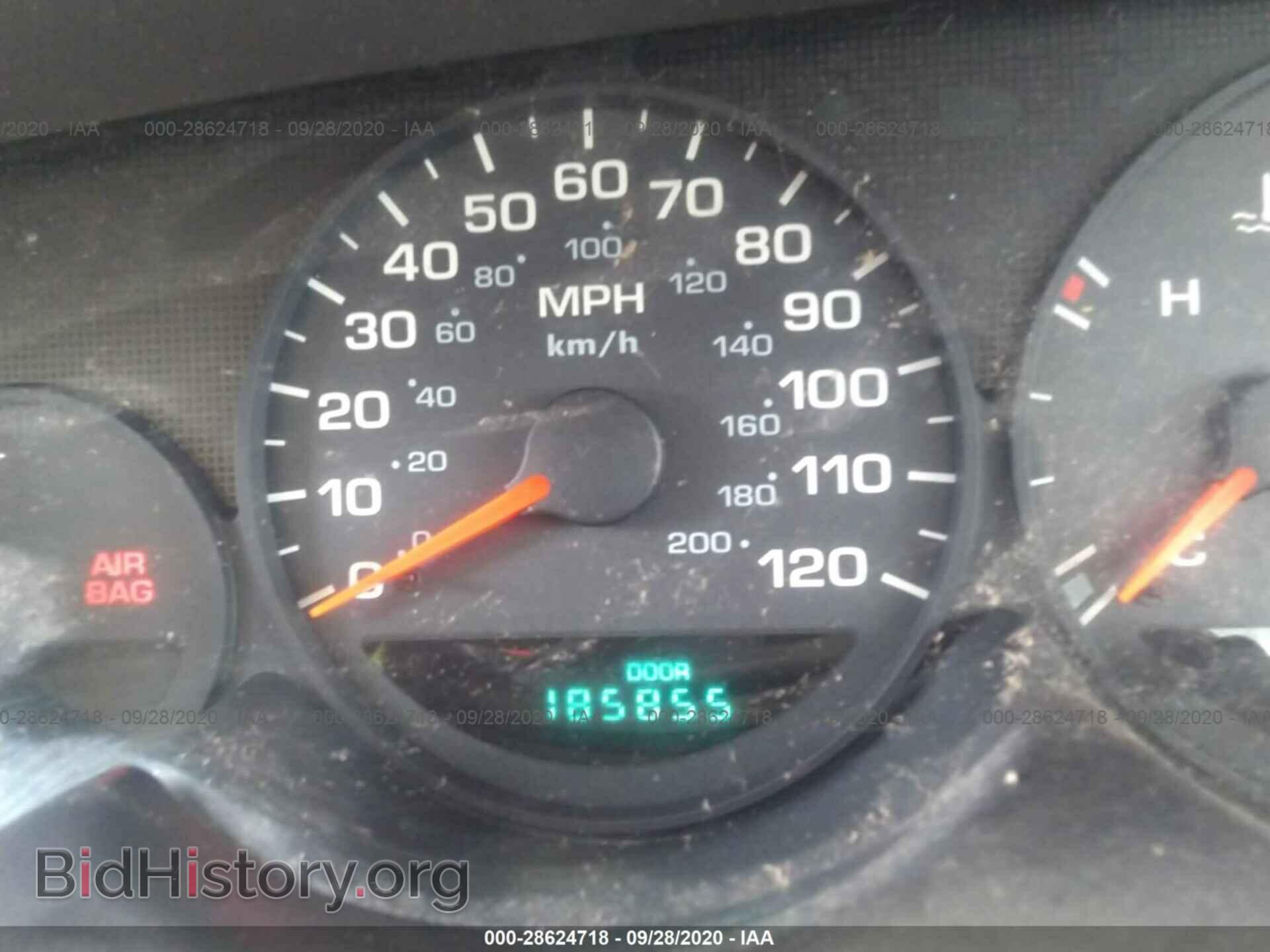 2000 DODGE NEON - VIN: 1B3ES46C9YD697599 - Фото 7