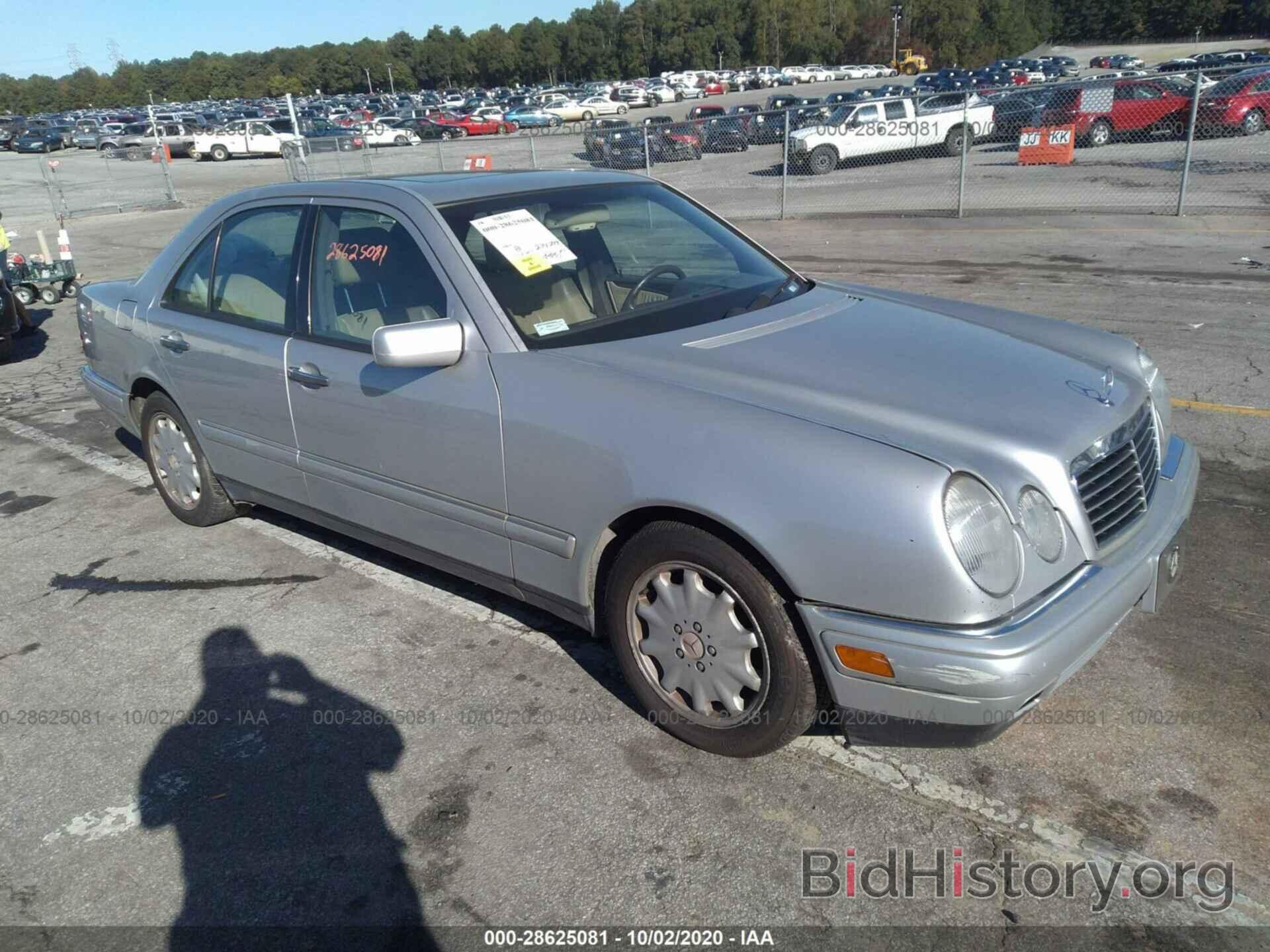 Photo WDBJF55FXVA301503 - MERCEDES-BENZ E-CLASS 1997