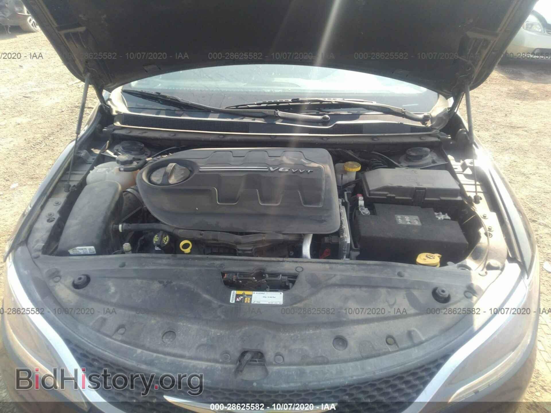 2016 CHRYSLER 200 - VIN: 1C3CCCAG0GN147552 - Фото 10