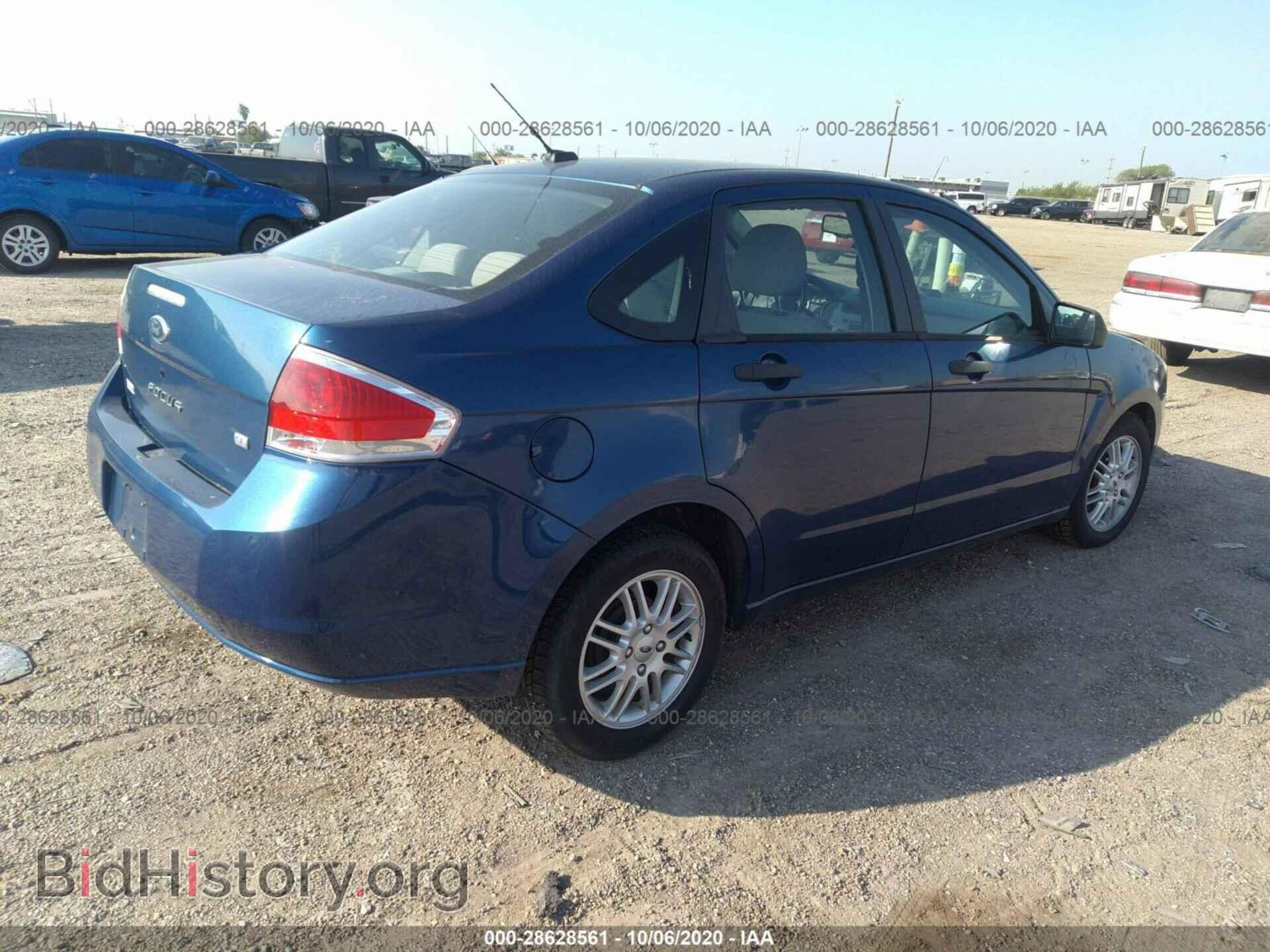 2009 FORD FOCUS - VIN: 1FAHP35N49W136040 - Фото 4
