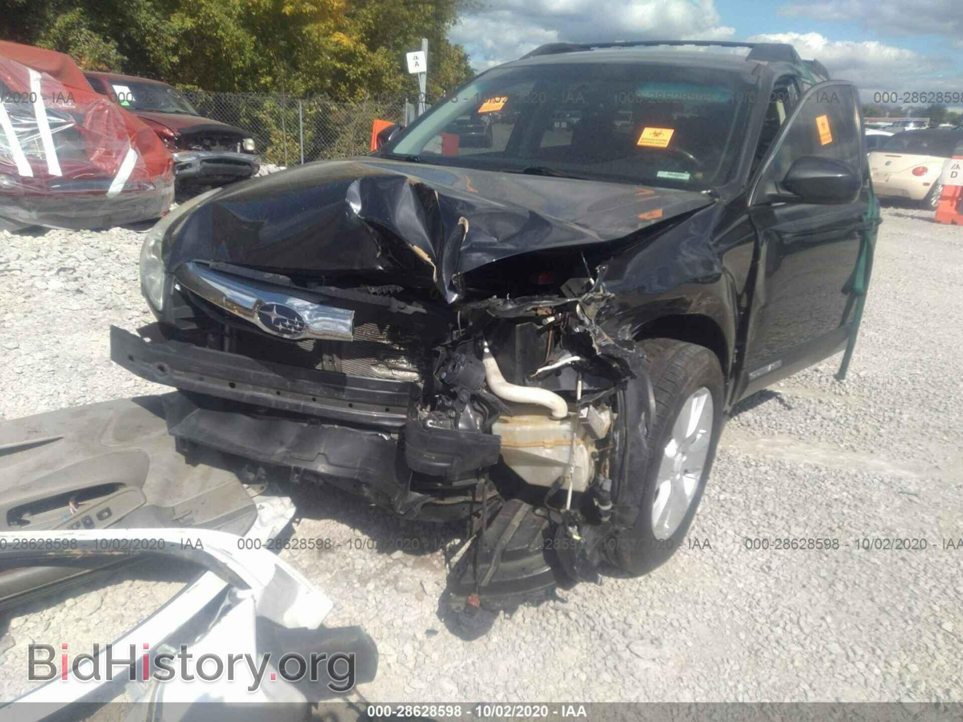 2011 SUBARU OUTBACK - VIN: 4S4BRCCC0B3404967 - Фото 2