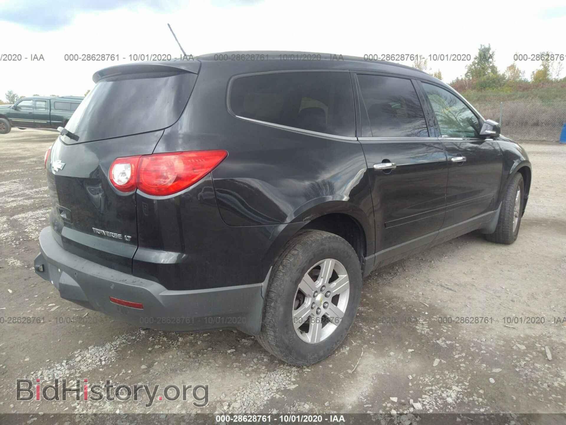 2010 CHEVROLET TRAVERSE - VIN: 1GNLVFED9AJ211990 - Фото 4