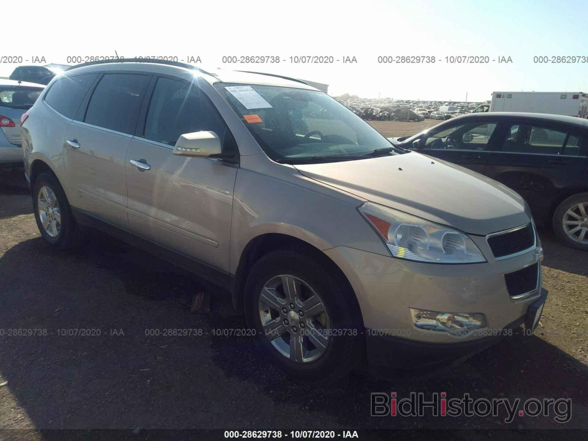 Photo 1GNKVGED5BJ166260 - CHEVROLET TRAVERSE 2011
