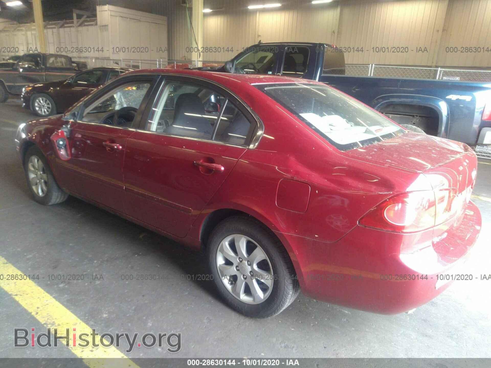 2008 KIA OPTIMA - VIN: KNAGE124985200702 - Фото 3