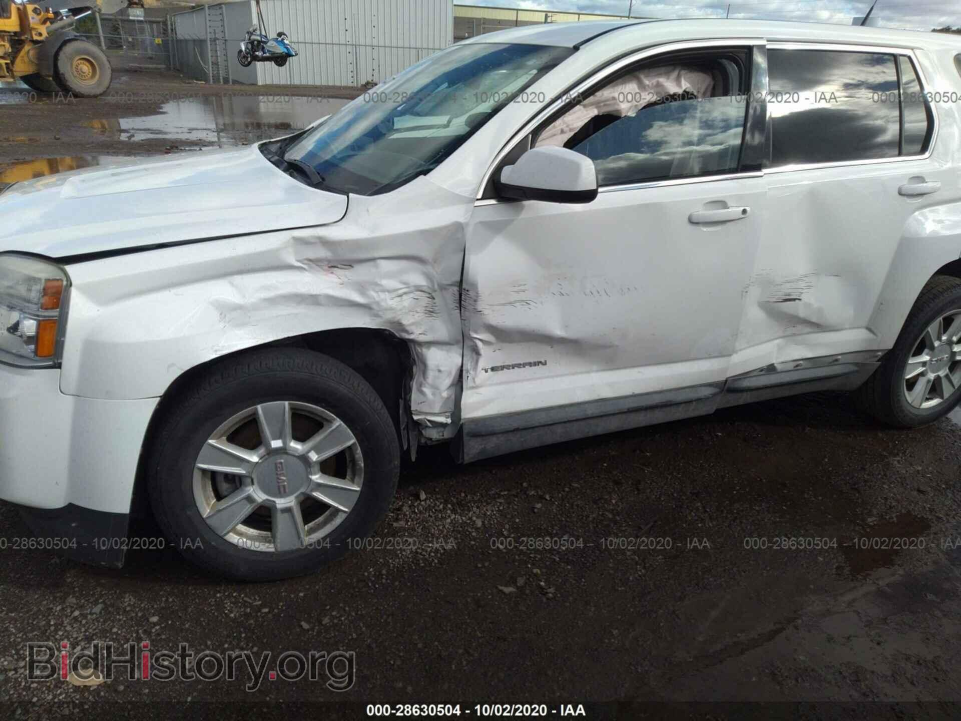 2011 GMC TERRAIN - VIN: 2CTALMEC0B6455290 - Photo 6