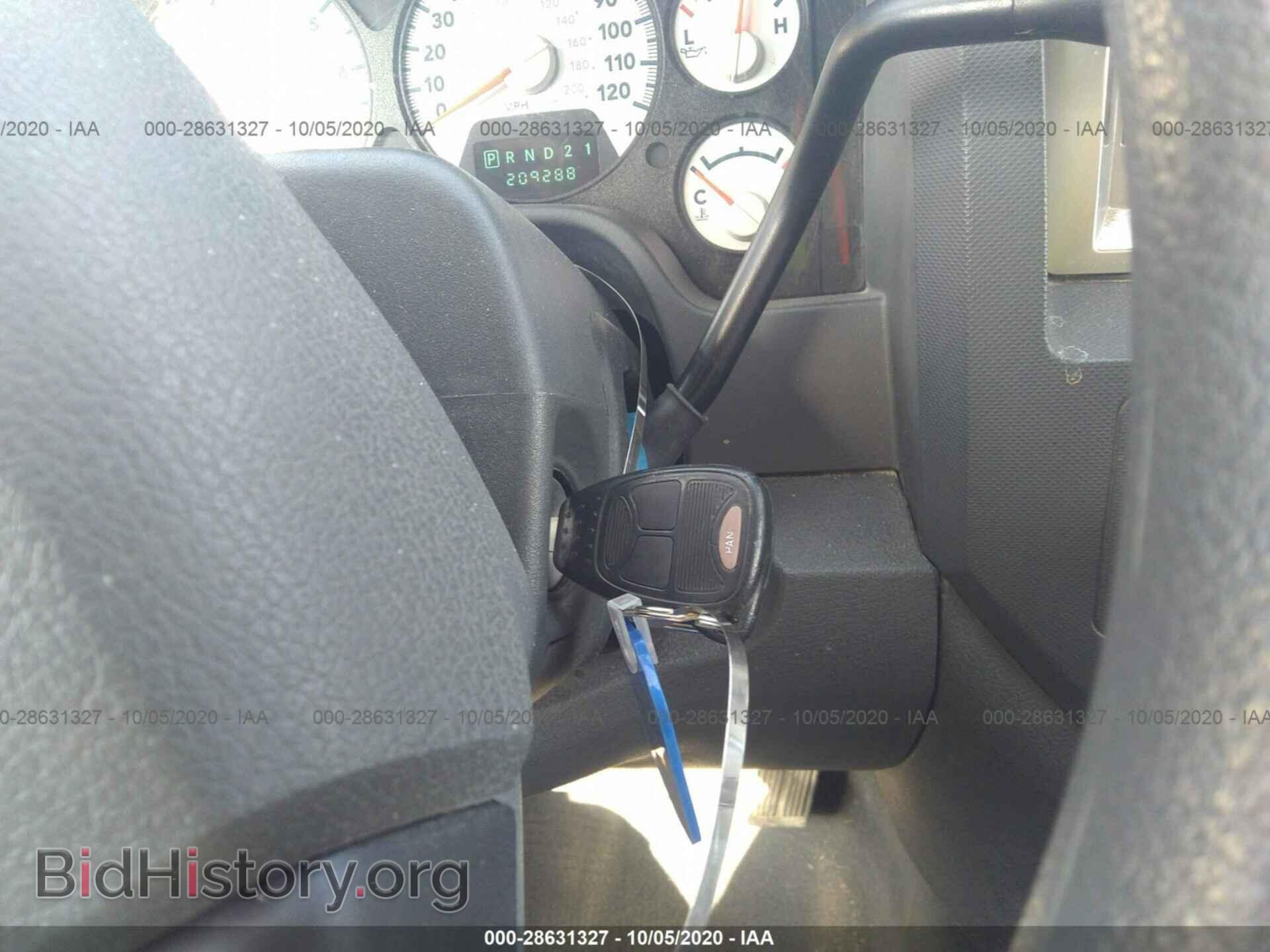 2007 DODGE RAM 1500 - VIN: 1D7HU18267J566788 - Фото 11