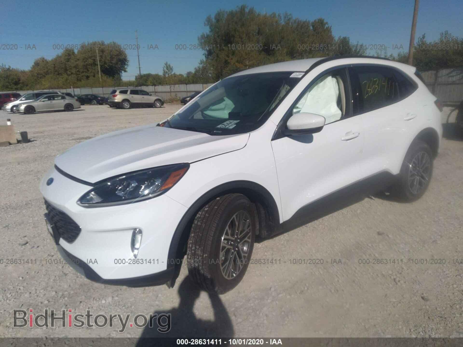 2020 FORD ESCAPE - VIN: 1FMCU9H61LUB62565 - Фото 2
