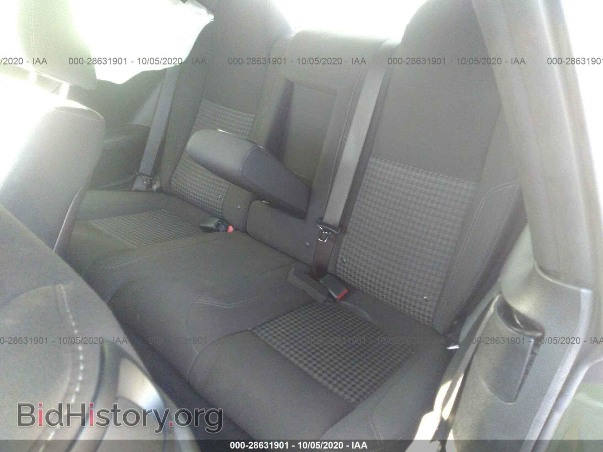 2019 DODGE CHALLENGER - VIN: 2C3CDZAG9KH616431 - Фото 8
