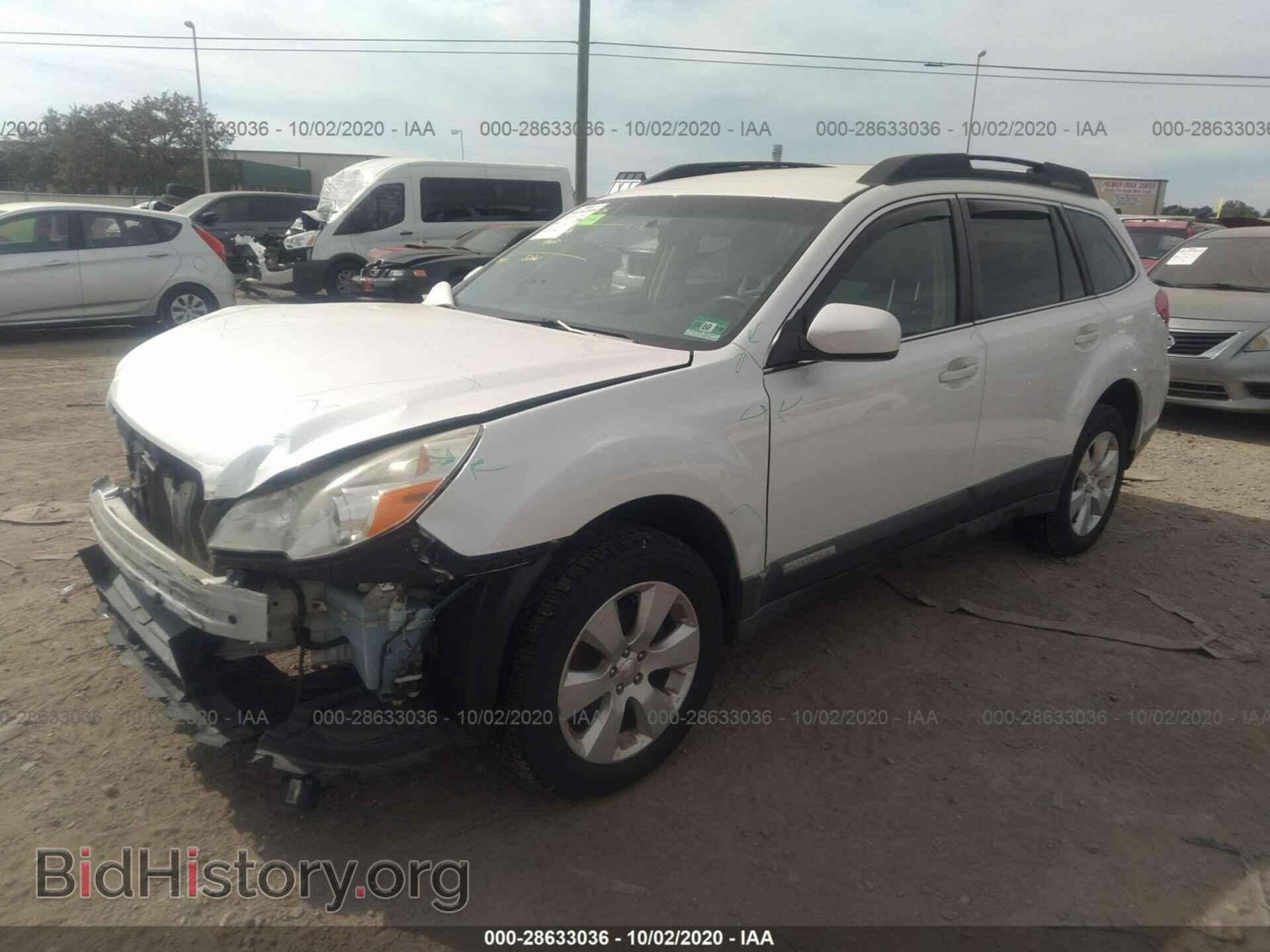2011 SUBARU OUTBACK - VIN: 4S4BRBCC8B3353857 - Фото 2