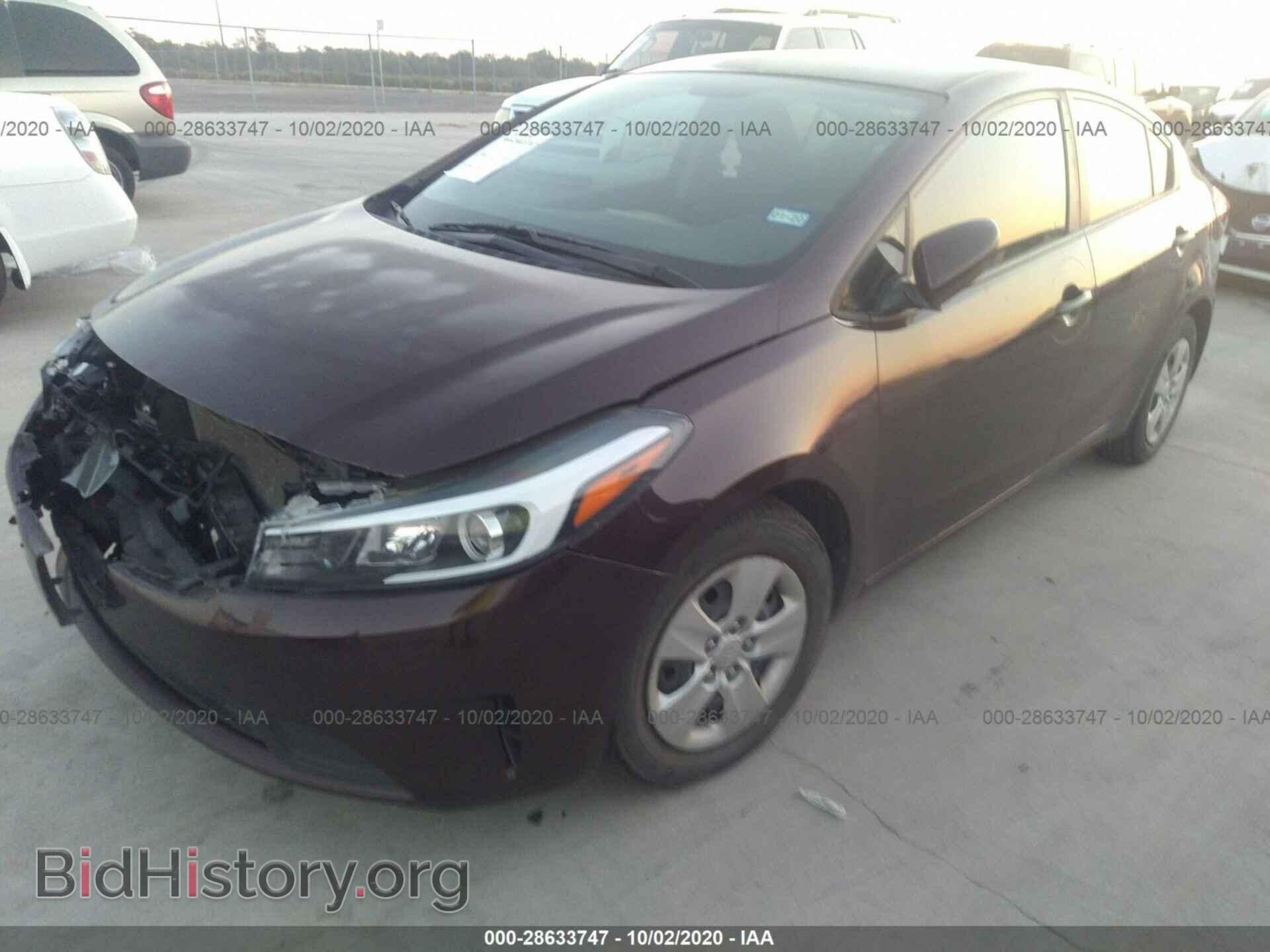 2017 KIA FORTE - VIN: 3KPFK4A70HE103400 - Photo 2