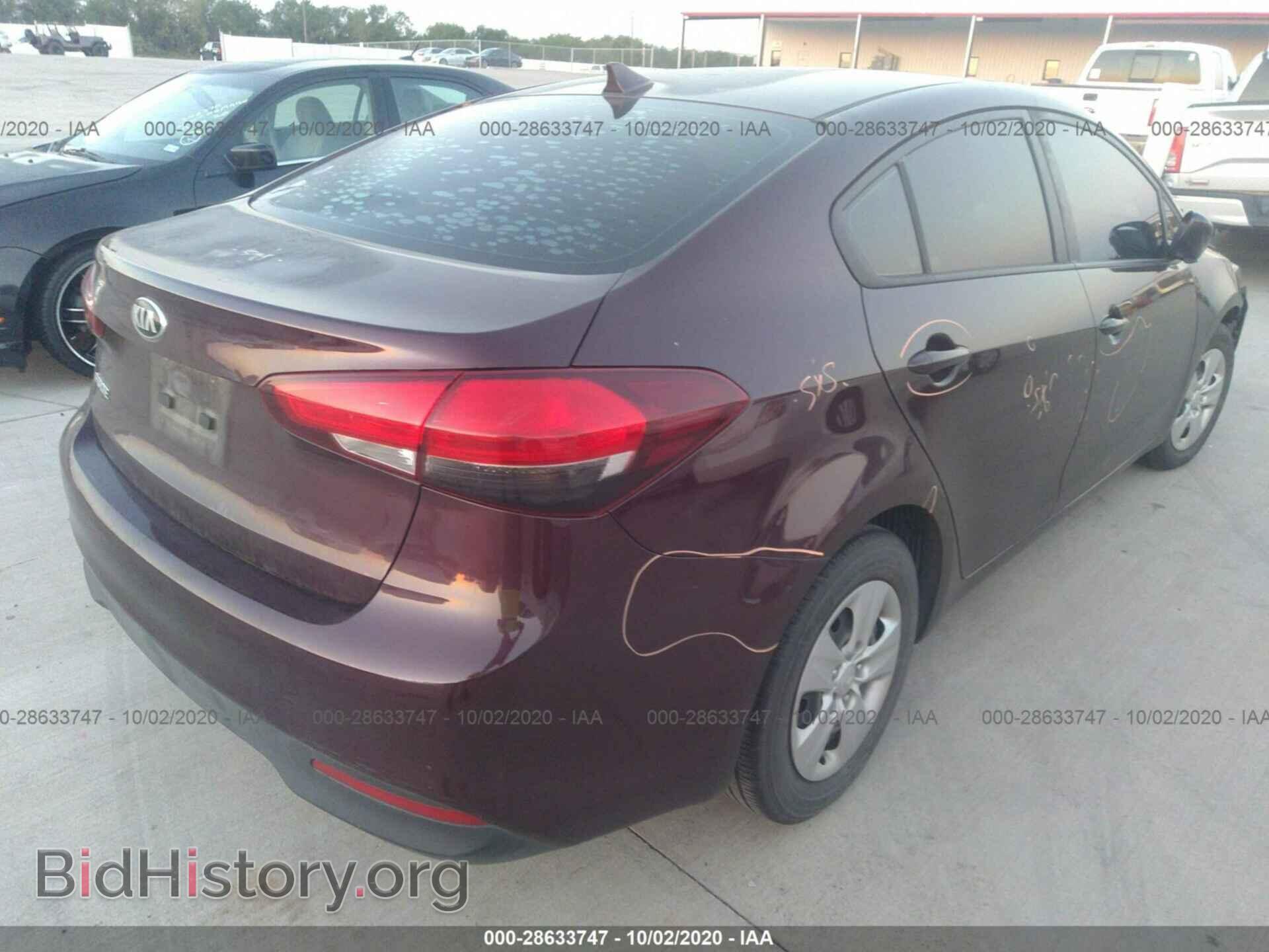 2017 KIA FORTE - VIN: 3KPFK4A70HE103400 - Photo 4