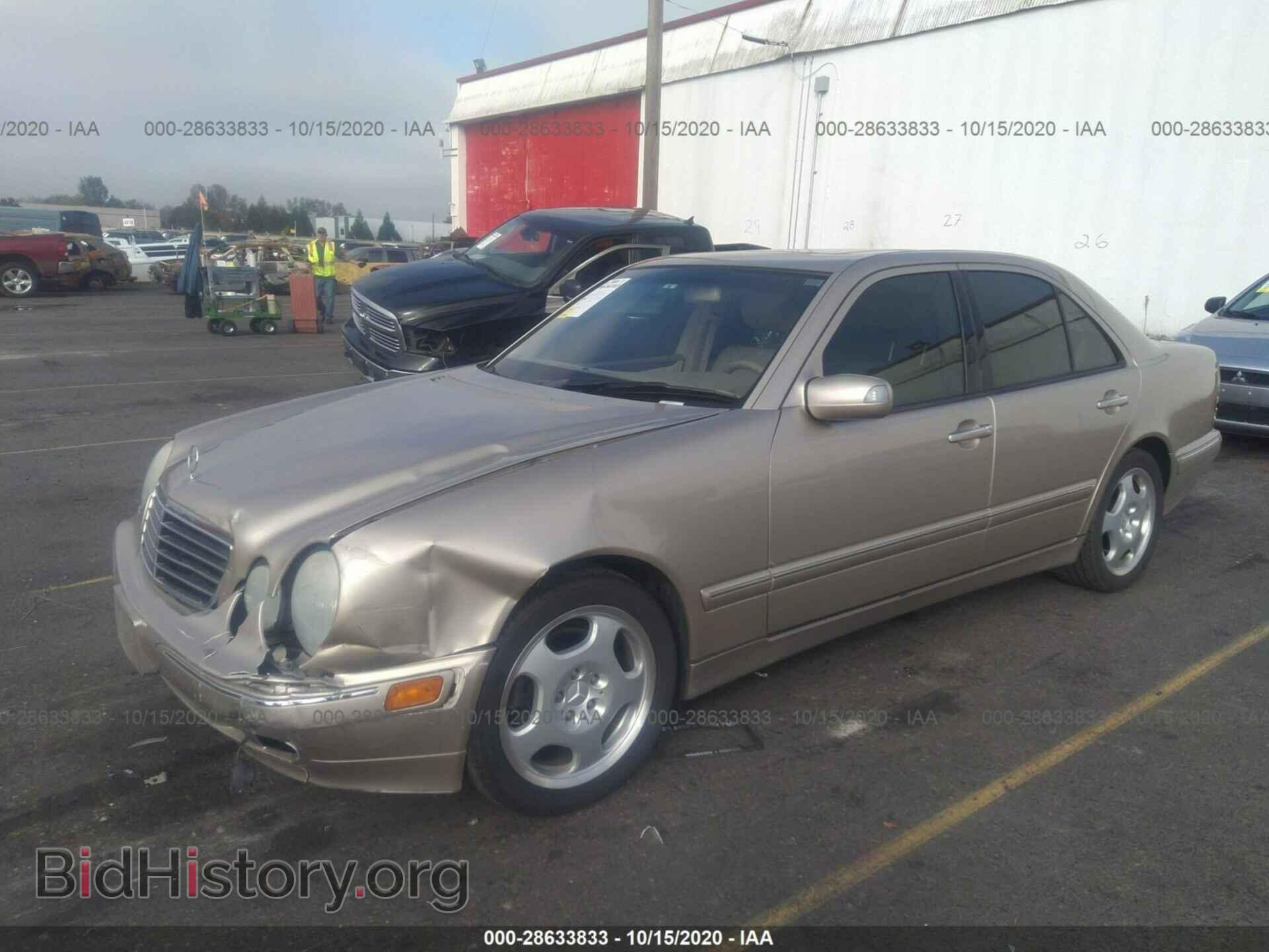 2001 MERCEDES-BENZ E-CLASS - VIN: WDBJF70J91X054215 - Фото 2