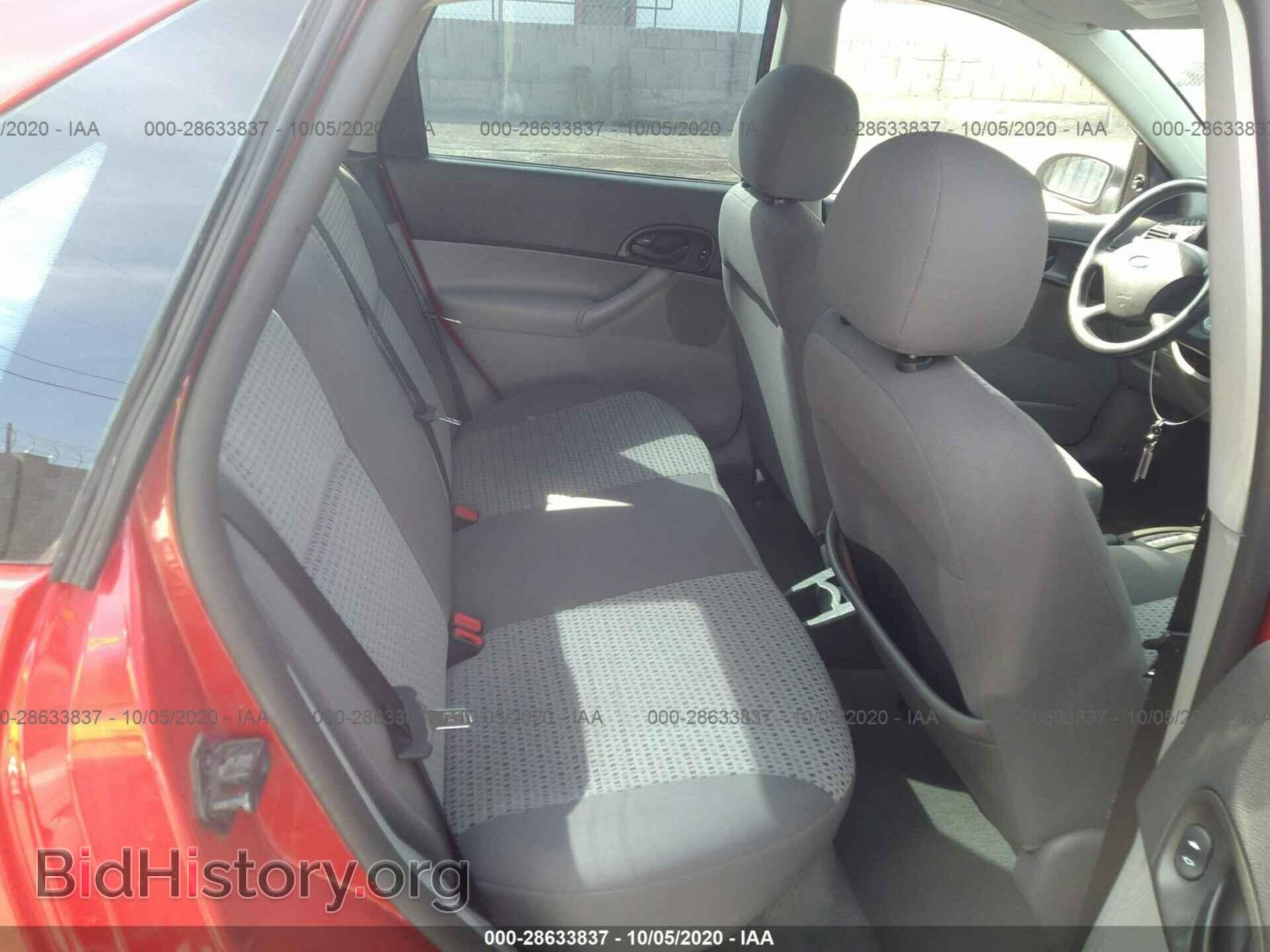 2007 FORD FOCUS - VIN: 1FAFP34N67W106902 - Фото 8