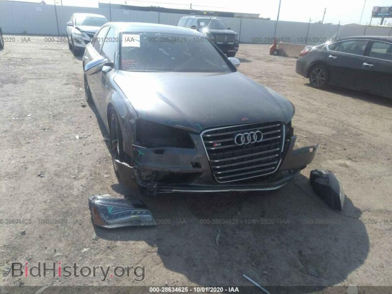 2014 Audi S8 (VIN WAUD2AFD8EN002825) — photo 6 of 11