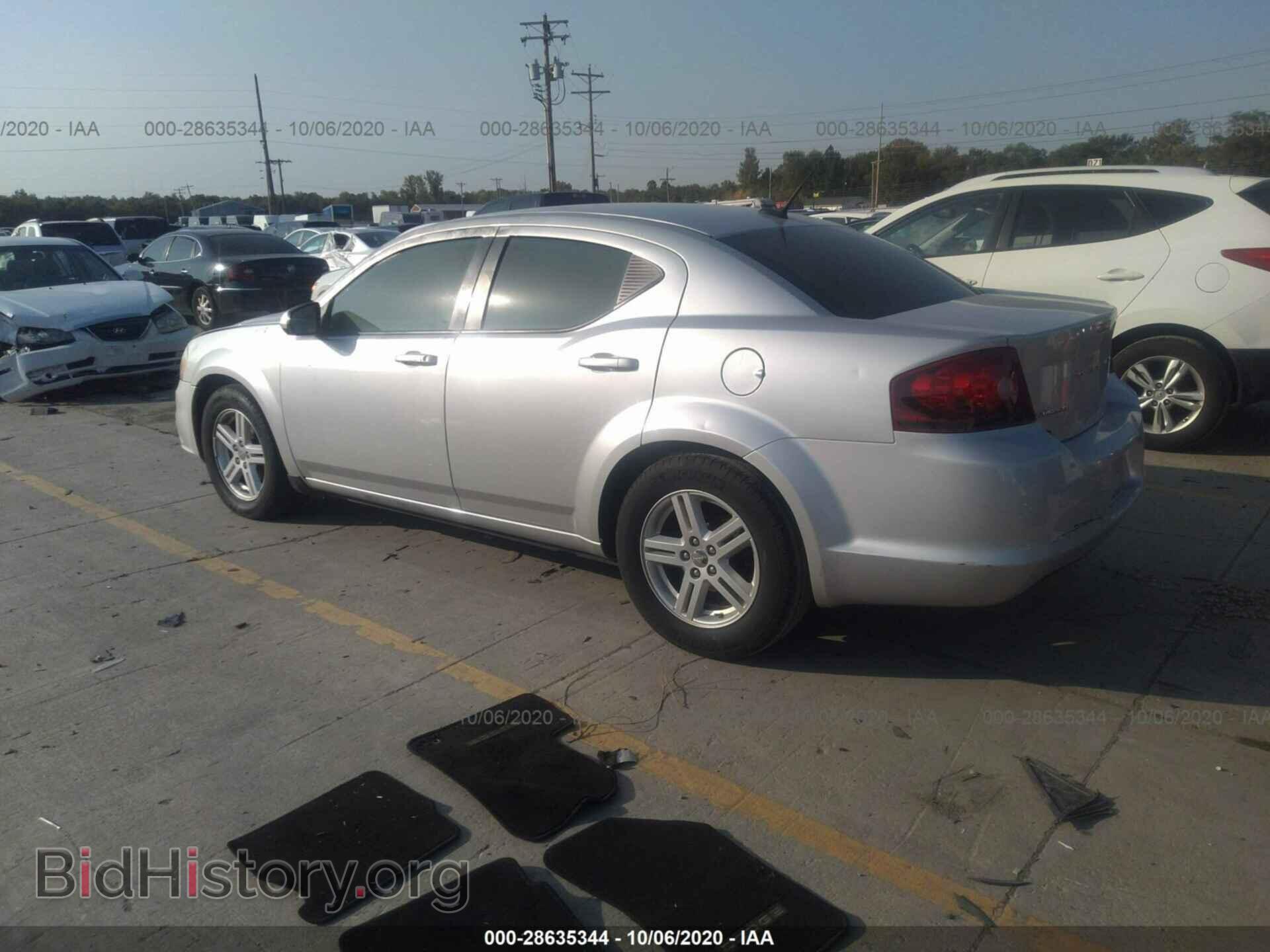 2011 DODGE AVENGER - VIN: 1B3BD1FB1BN528391 - Фото 3