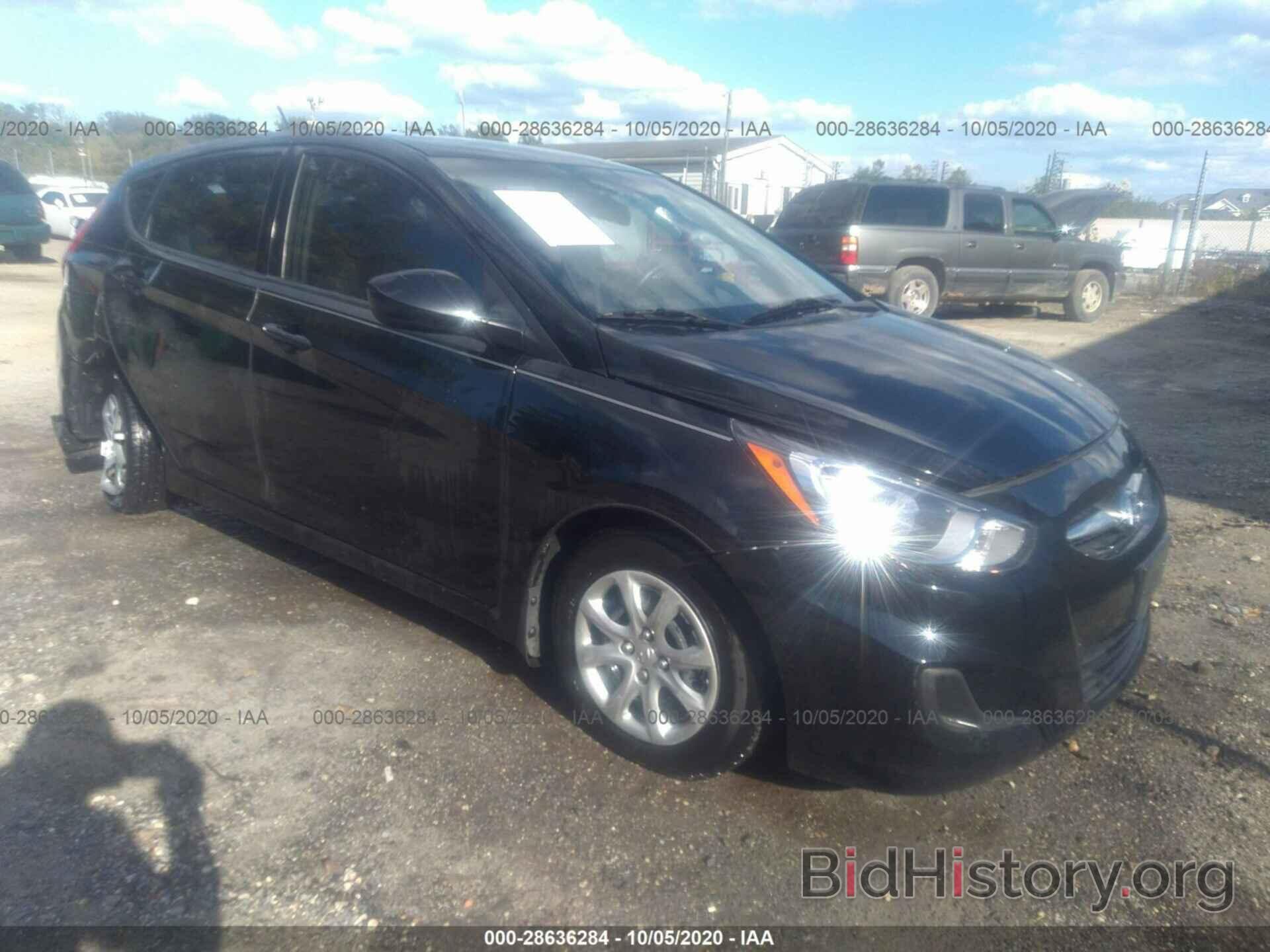 Photo KMHCT5AE6DU104143 - HYUNDAI ACCENT 2013