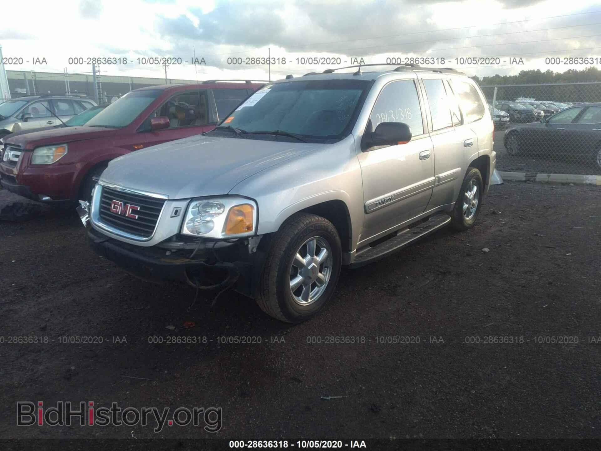 2005 GMC ENVOY - VIN: 1GKDT13S952374313 - Фото 2
