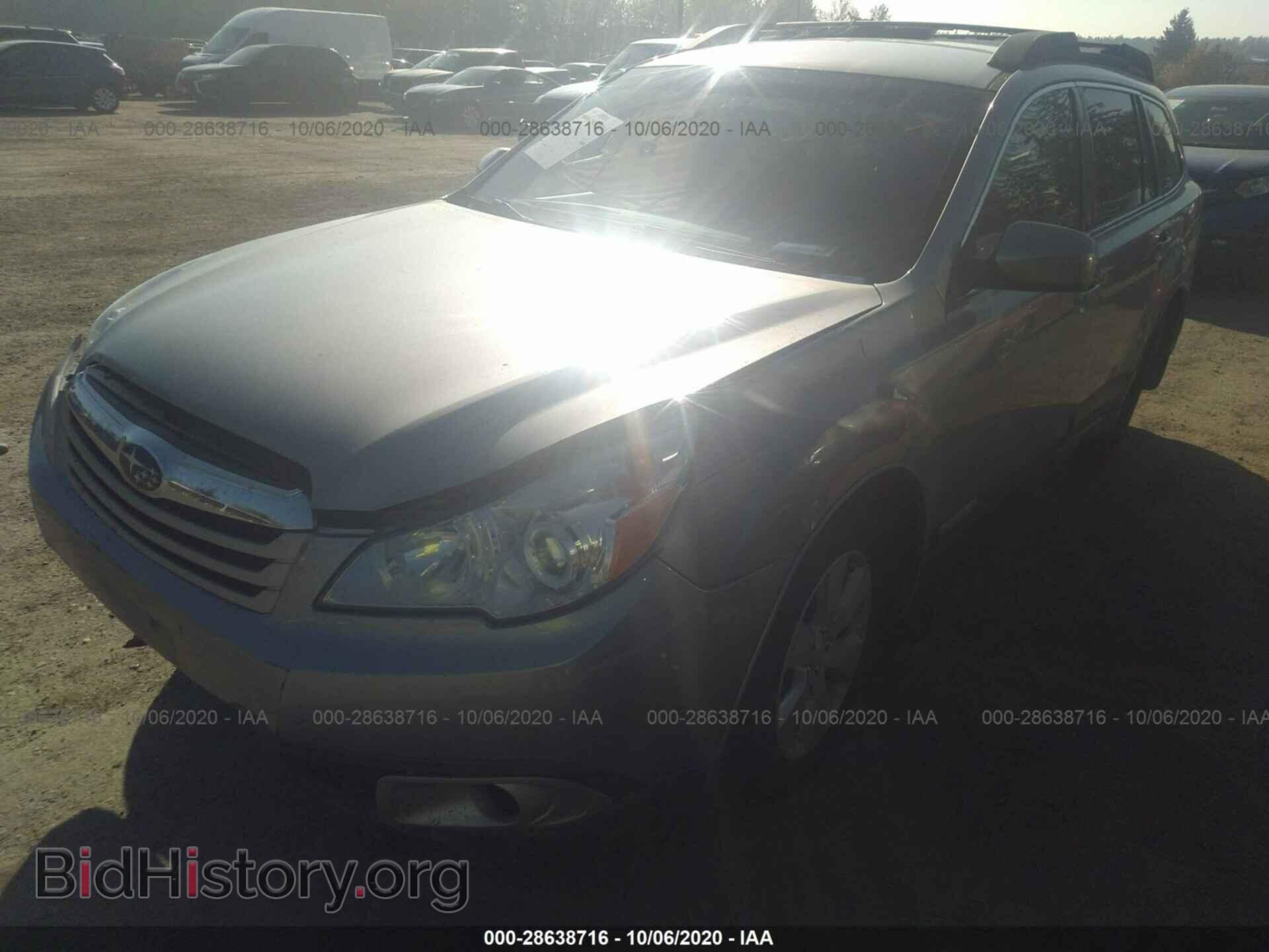 2011 SUBARU OUTBACK - VIN: 4S4BRBFC5B3354881 - Фото 2