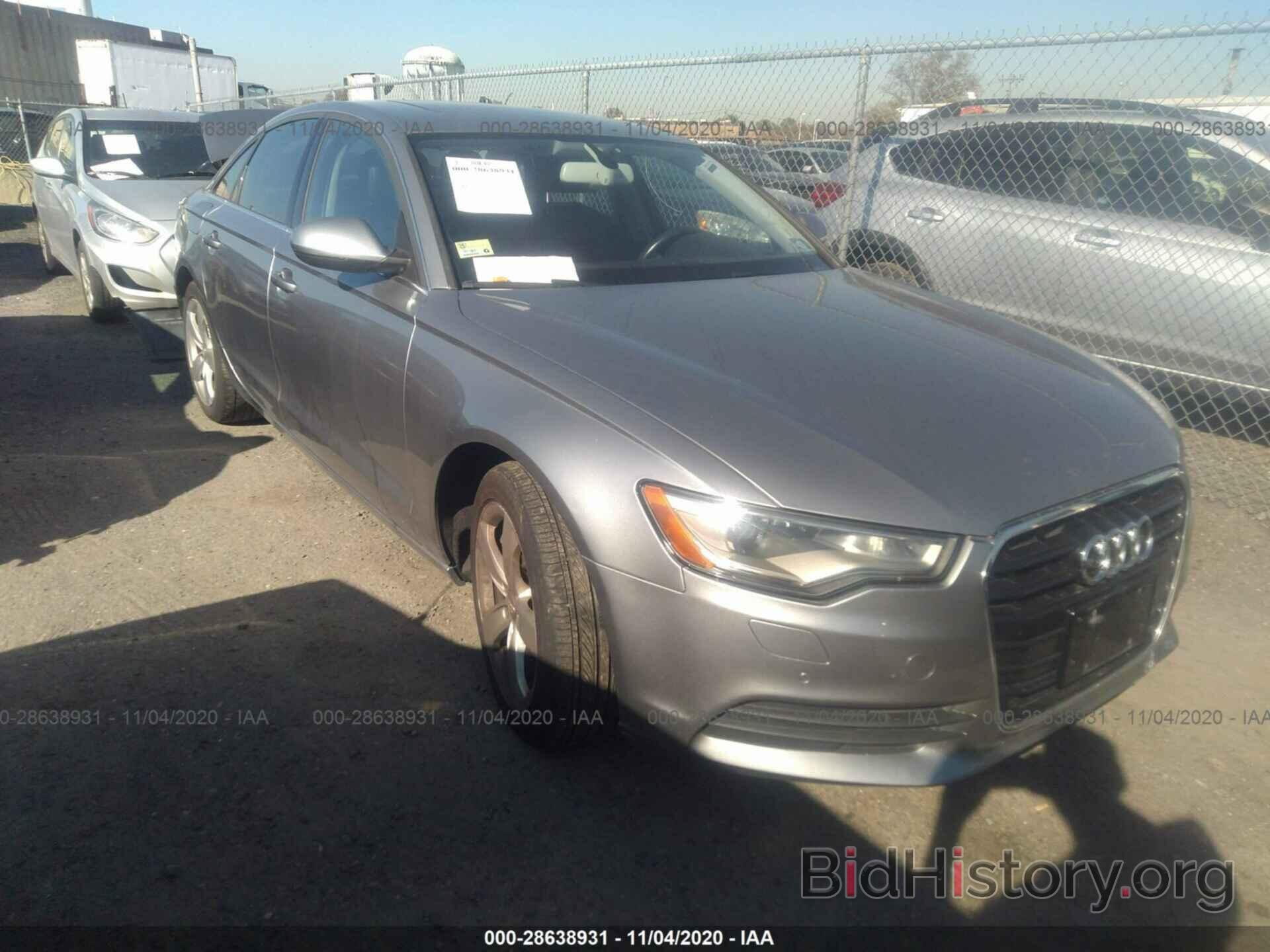 Photo WAUBGAFC5CN005551 - AUDI A6 2012