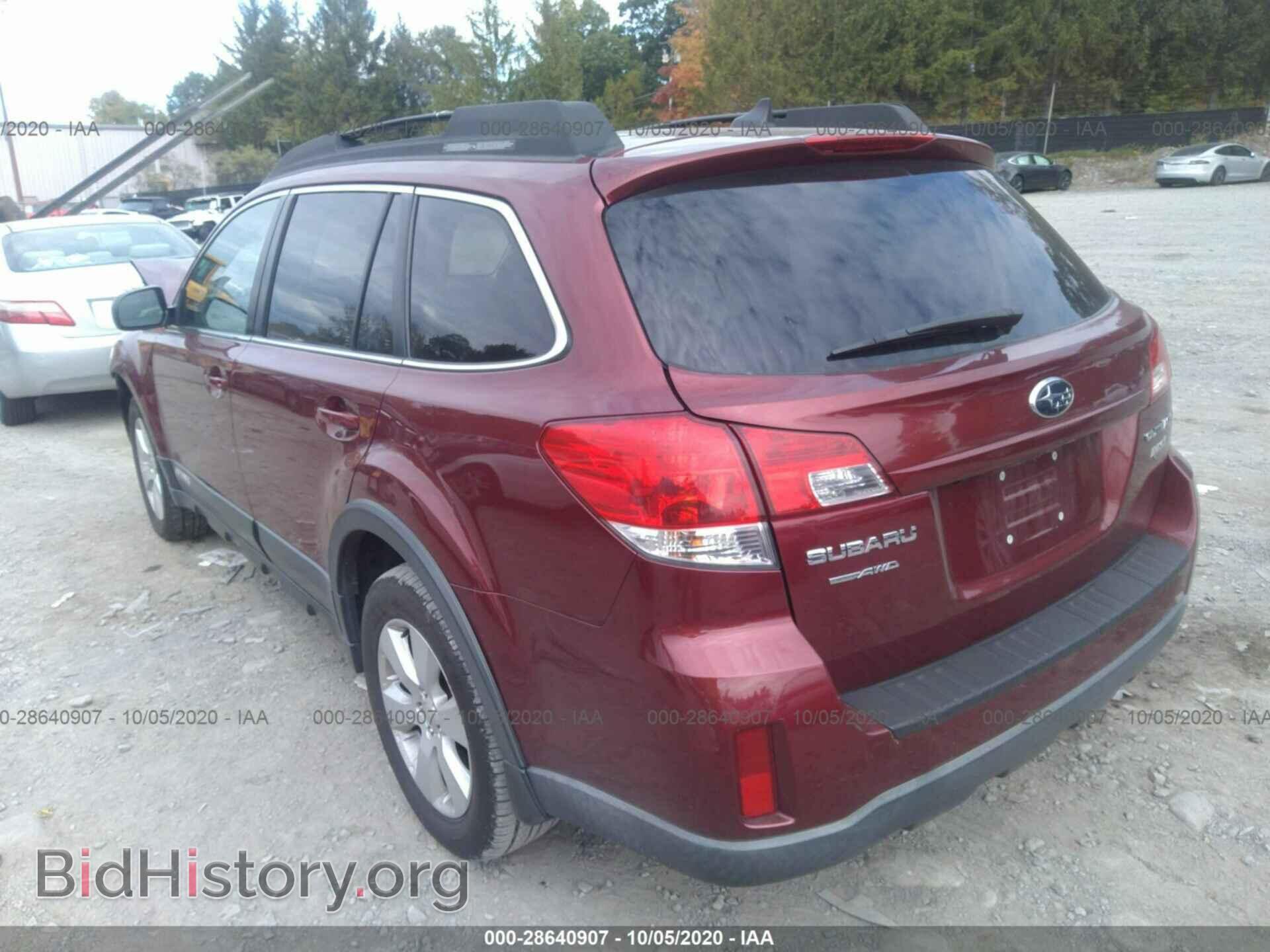 2011 SUBARU OUTBACK - VIN: 4S4BRBKC4B3447705 - Фото 3