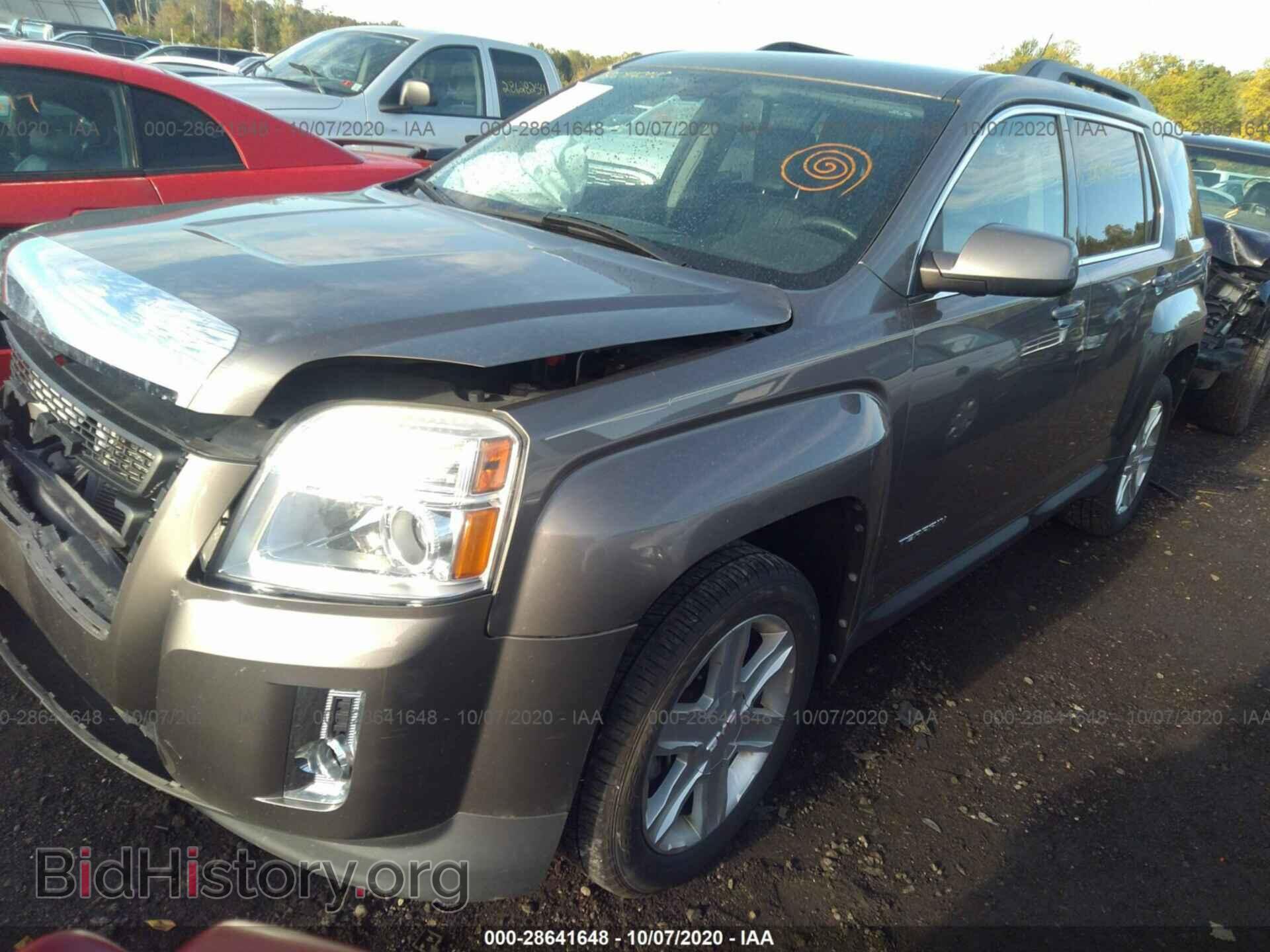 2011 GMC TERRAIN - VIN: 2CTALUEC0B6472929 - Photo 2