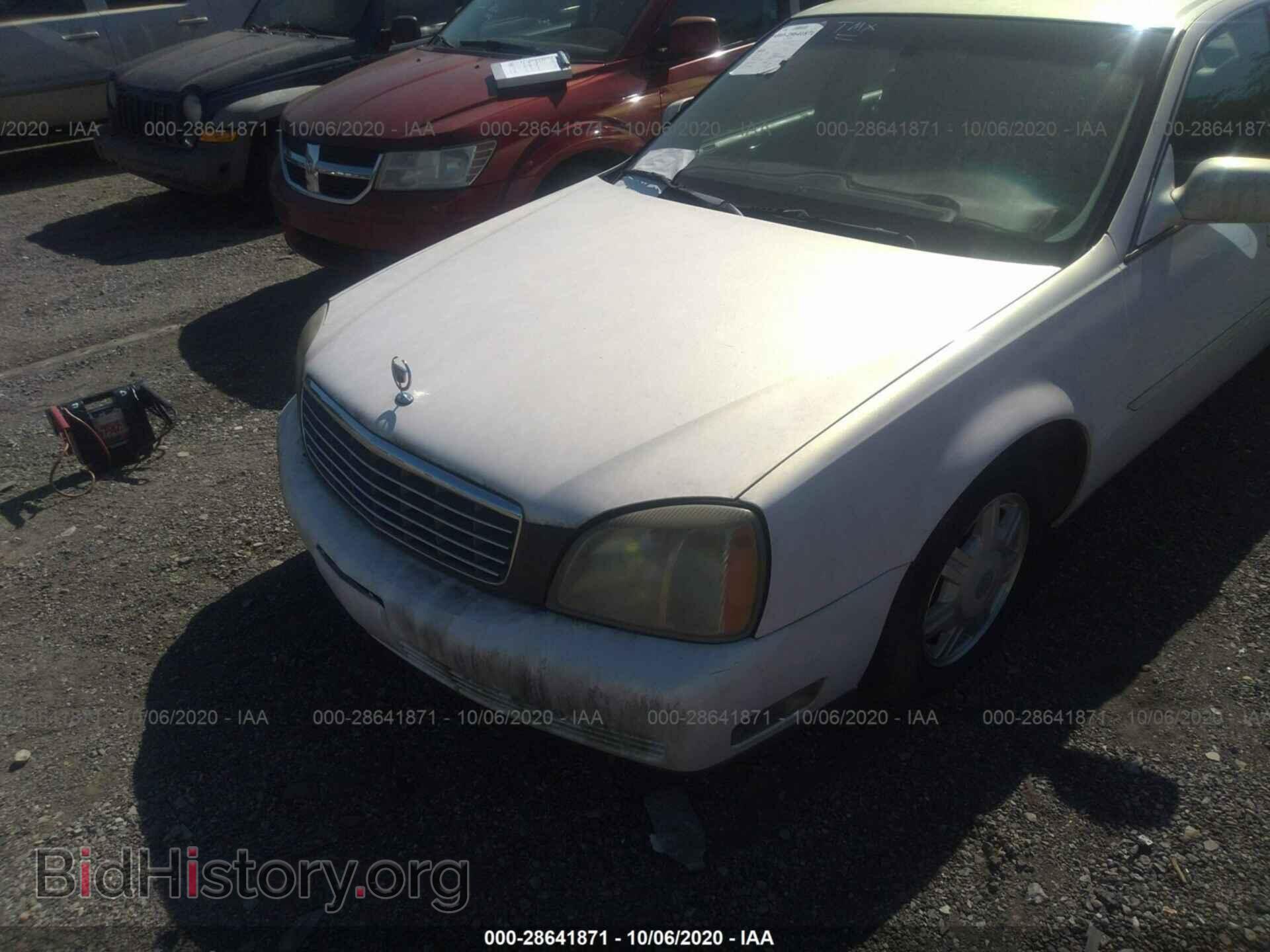 2004 CADILLAC DEVILLE - VIN: 1G6KD54Y44U142329 - Photo 2