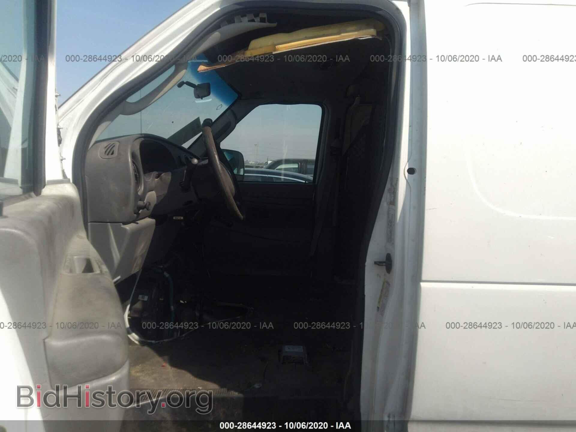 2006 FORD ECONOLINE CARGO VAN - VIN: 1FTNE24L66HA49852 - Фото 5