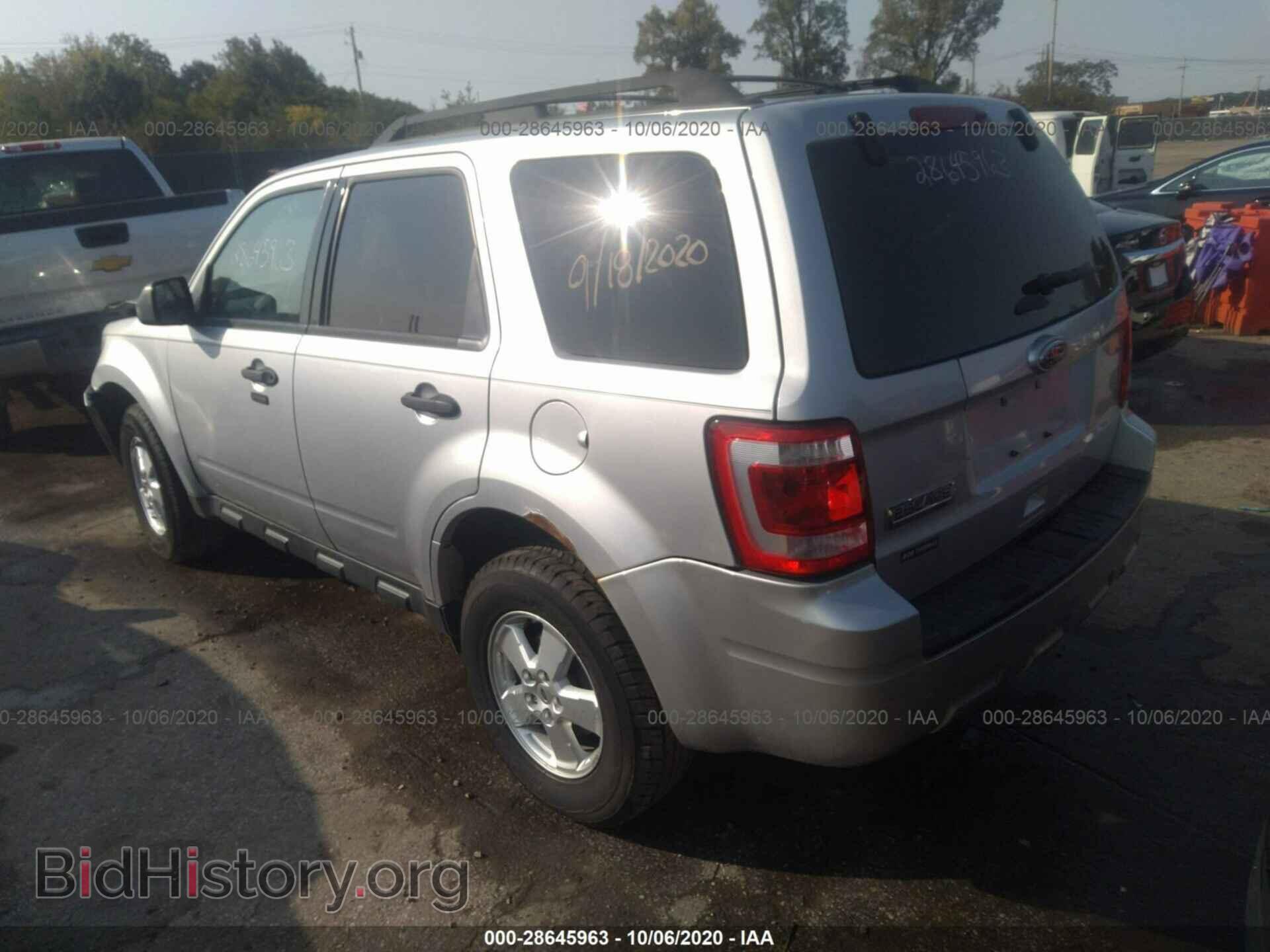 2012 FORD ESCAPE - VIN: 1FMCU0D77CKC15582 - Photo 3