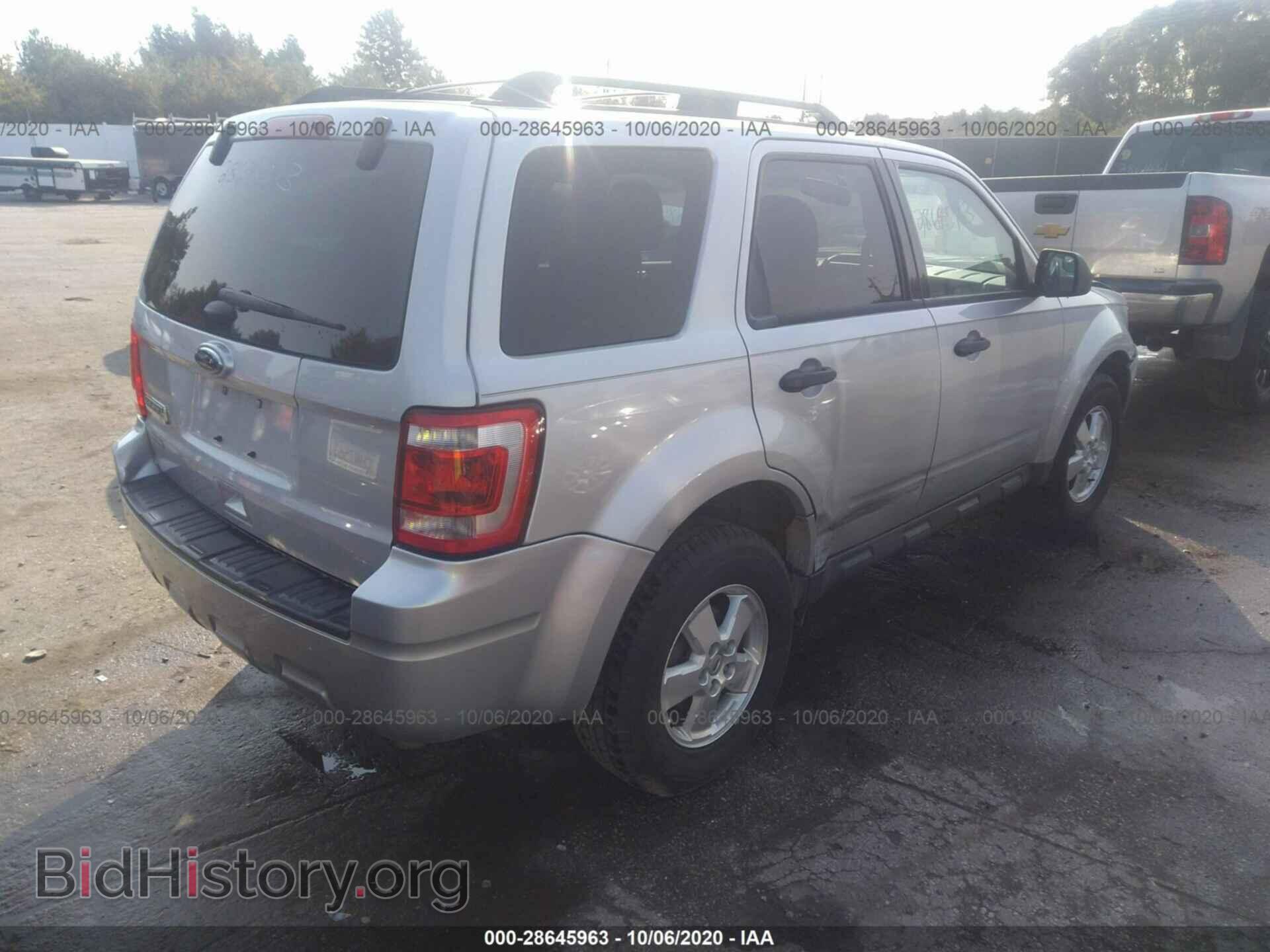 2012 FORD ESCAPE - VIN: 1FMCU0D77CKC15582 - Photo 4
