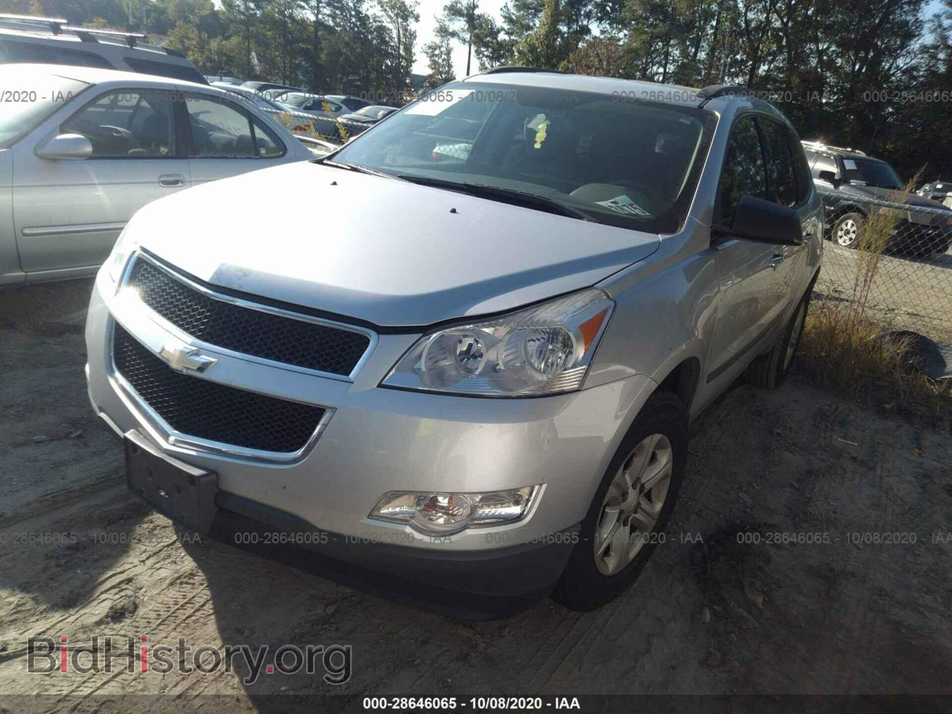 2012 CHEVROLET TRAVERSE - VIN: 1GNKRFED8CJ101029 - Фото 2