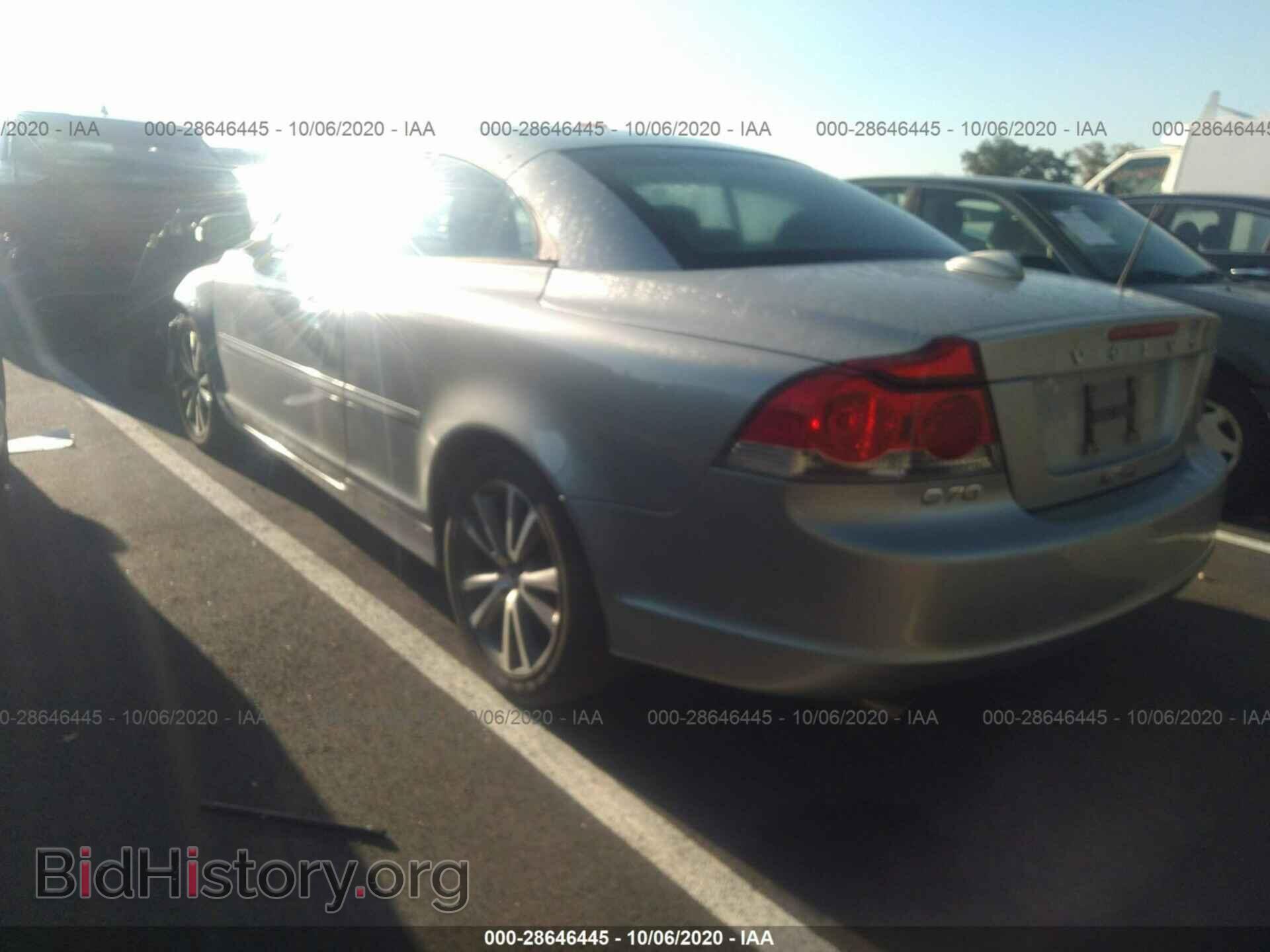 2010 VOLVO C70 - VIN: YV1672MC3AJ091695 - Фото 3