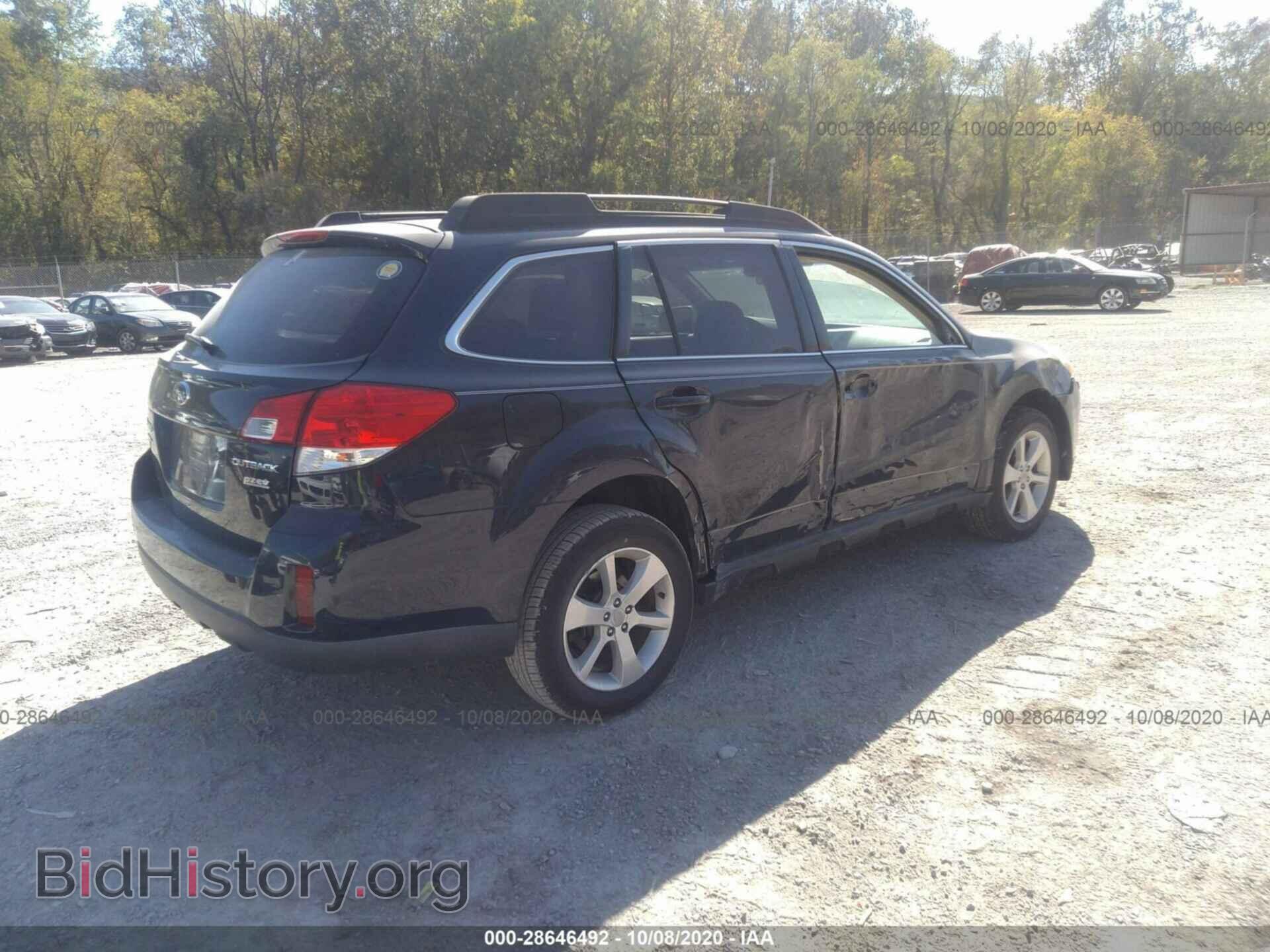 2013 SUBARU OUTBACK - VIN: 4S4BRBCC8D3310932 - Photo 4
