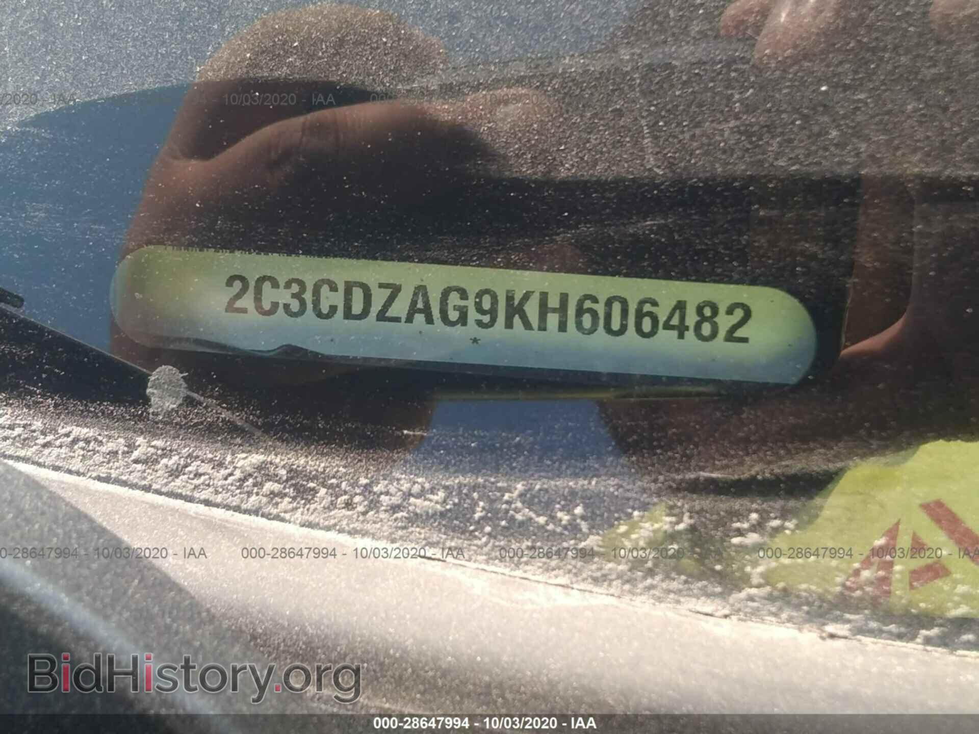 2019 DODGE CHALLENGER - VIN: 2C3CDZAG9KH606482 - Фото 9