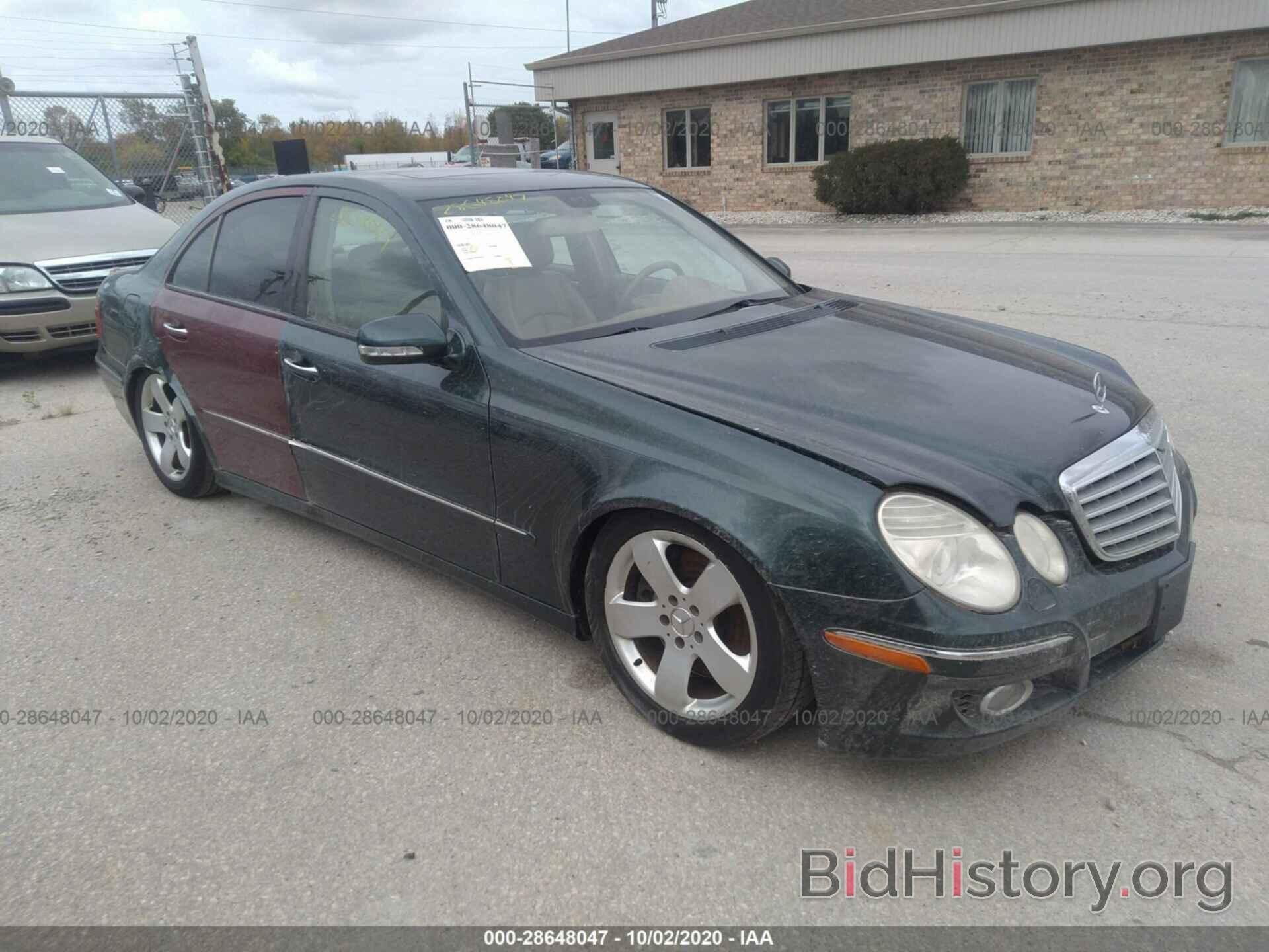 Photo WDBUF90X57X211972 - MERCEDES-BENZ E-CLASS 2007