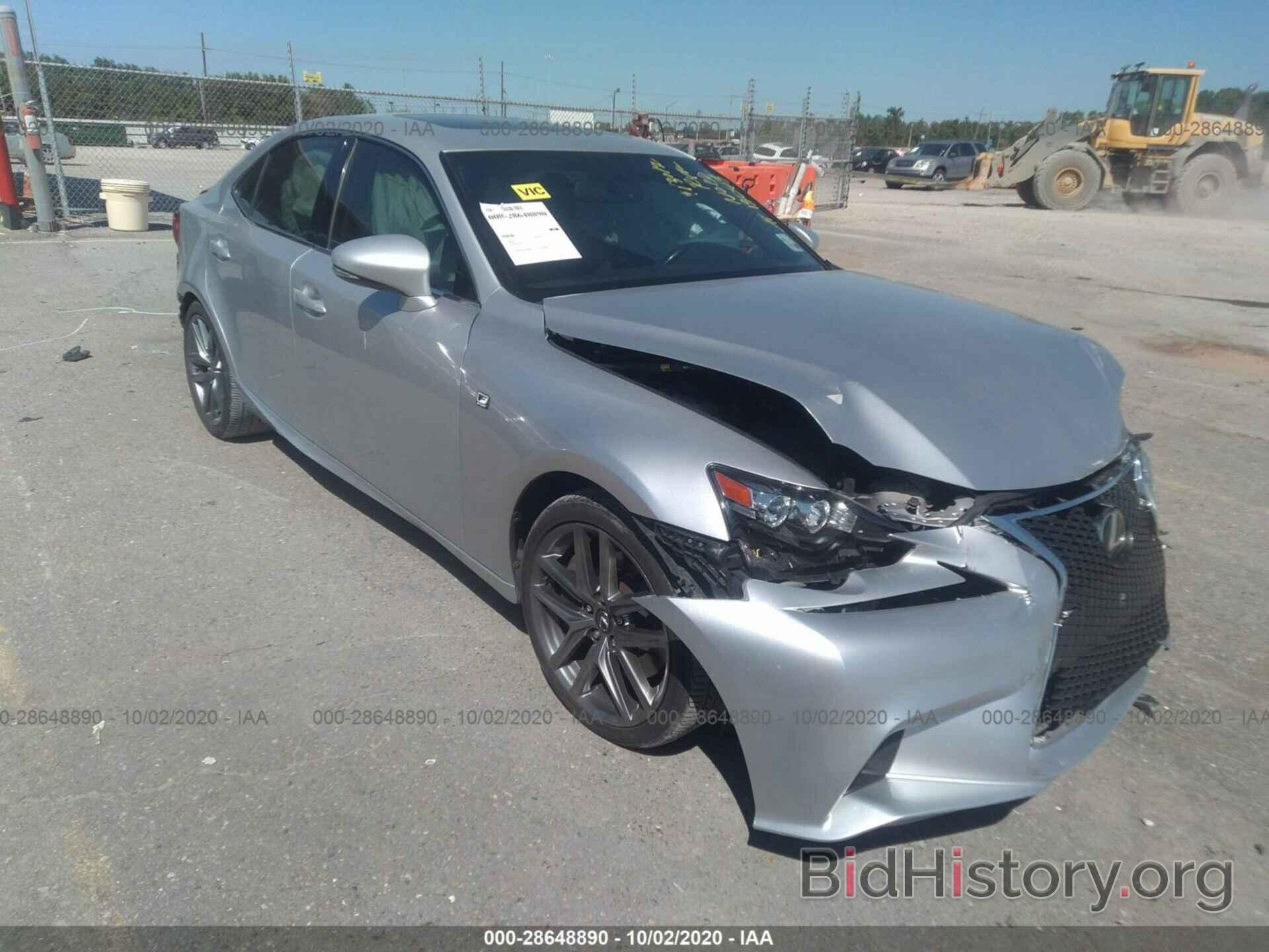 Photo JTHBA1D25G5006637 - LEXUS IS 200T 2016