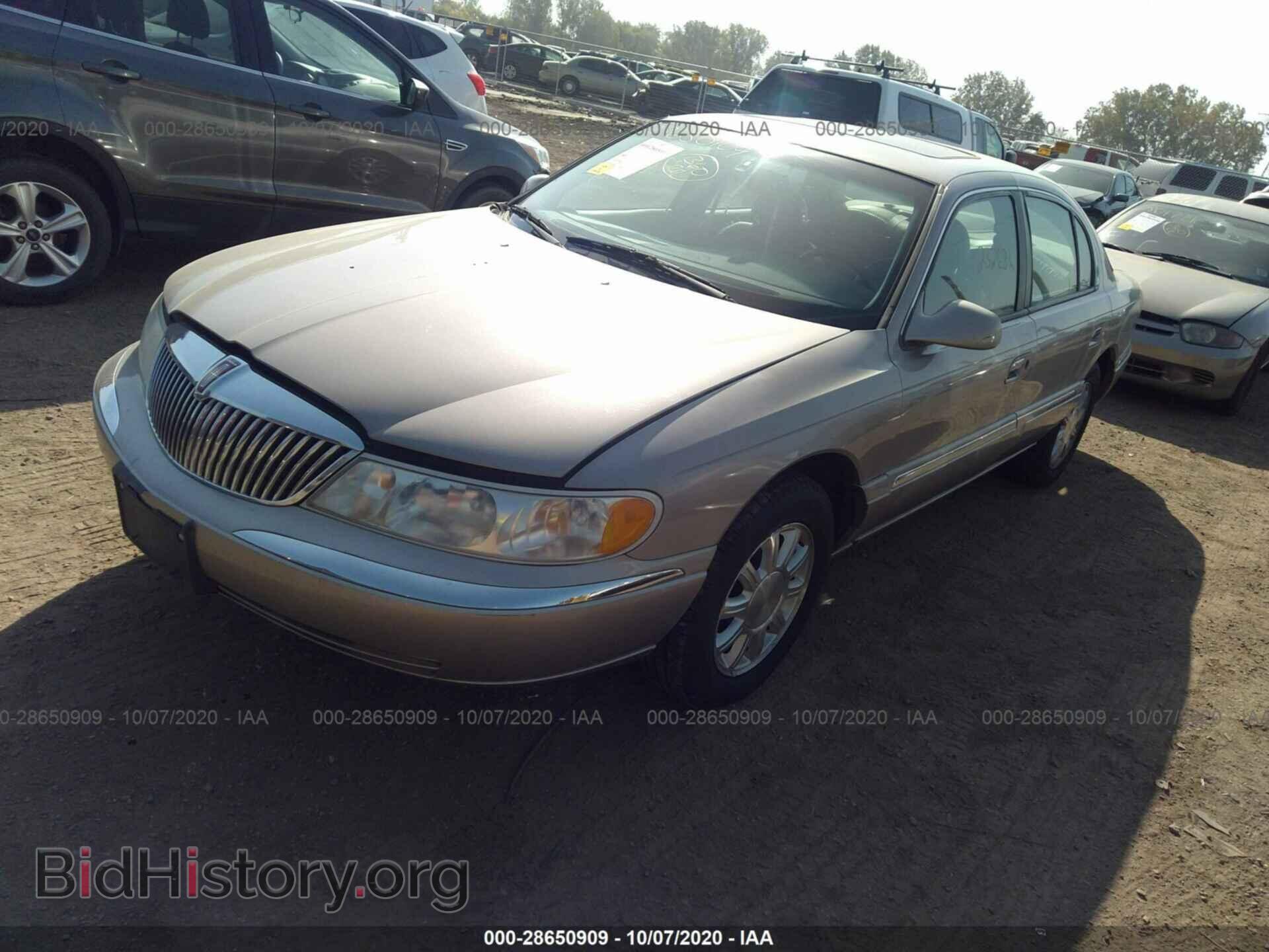 2001 LINCOLN CONTINENTAL - VIN: 1LNHM97V41Y656679 - Фото 2